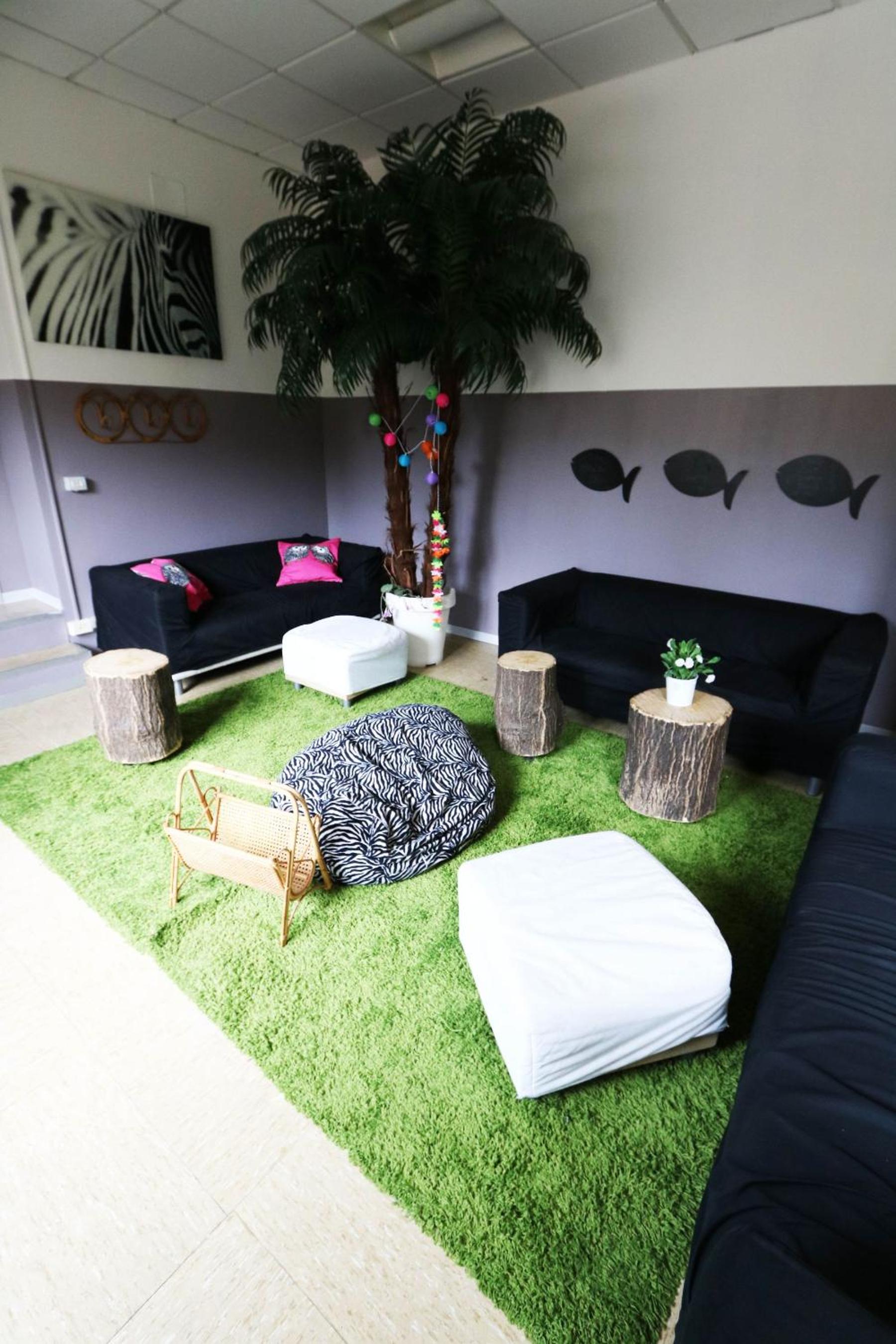 lounge