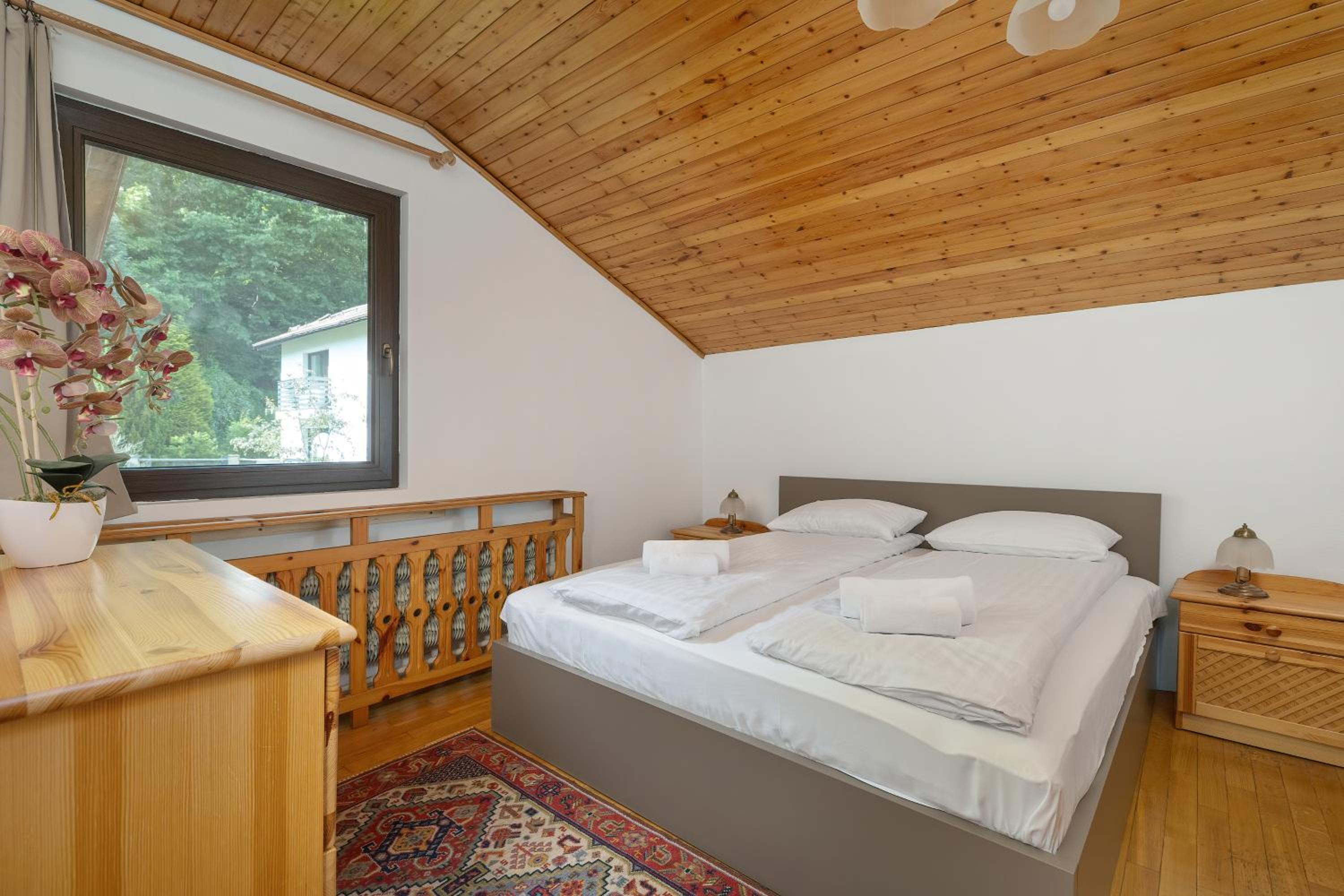 Bystra Unique House in the Mountains with Terrace, Garden & Parking by Noclegi Renters, photo 51