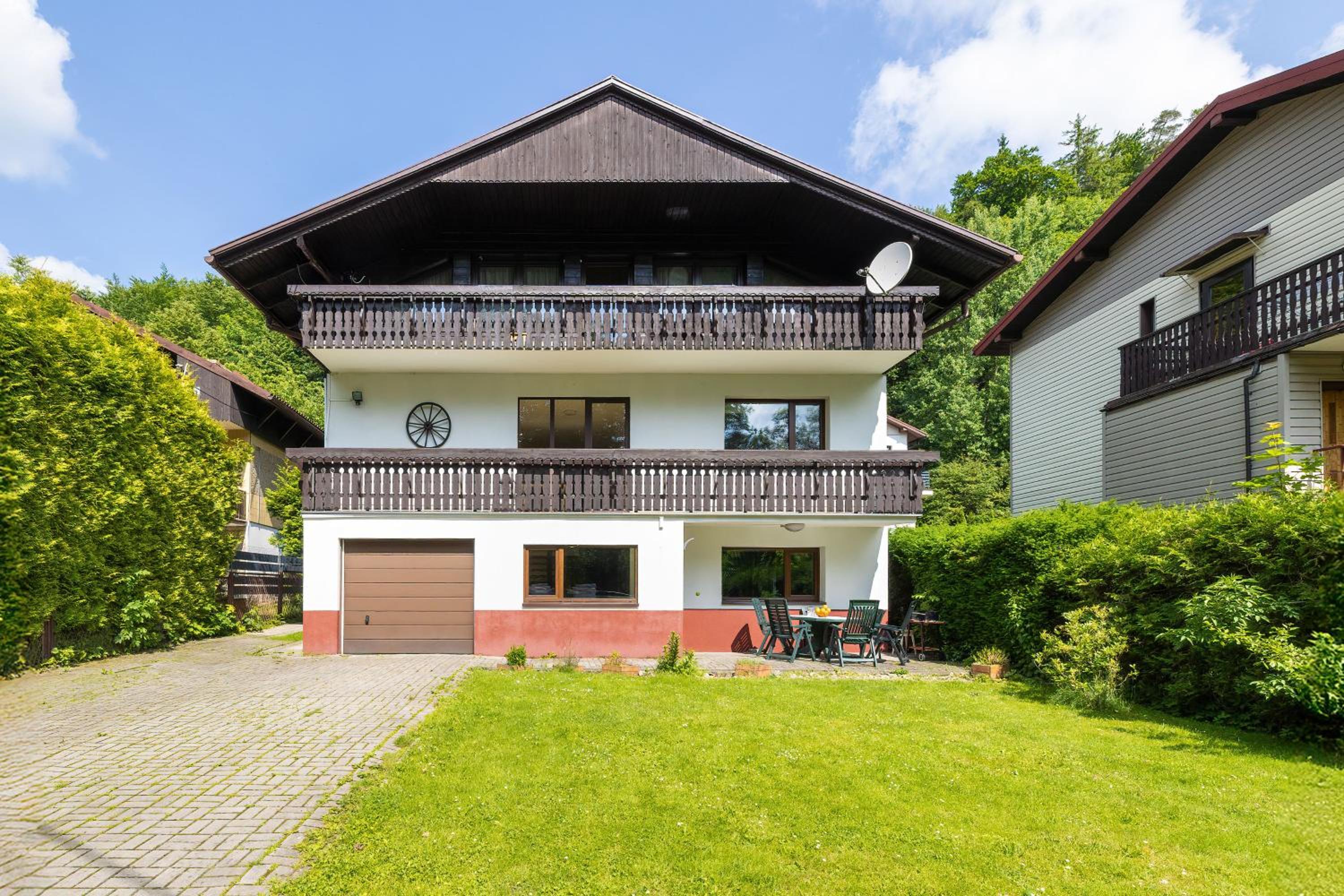Bystra Unique House in the Mountains with Terrace, Garden & Parking by Noclegi Renters, photo 56