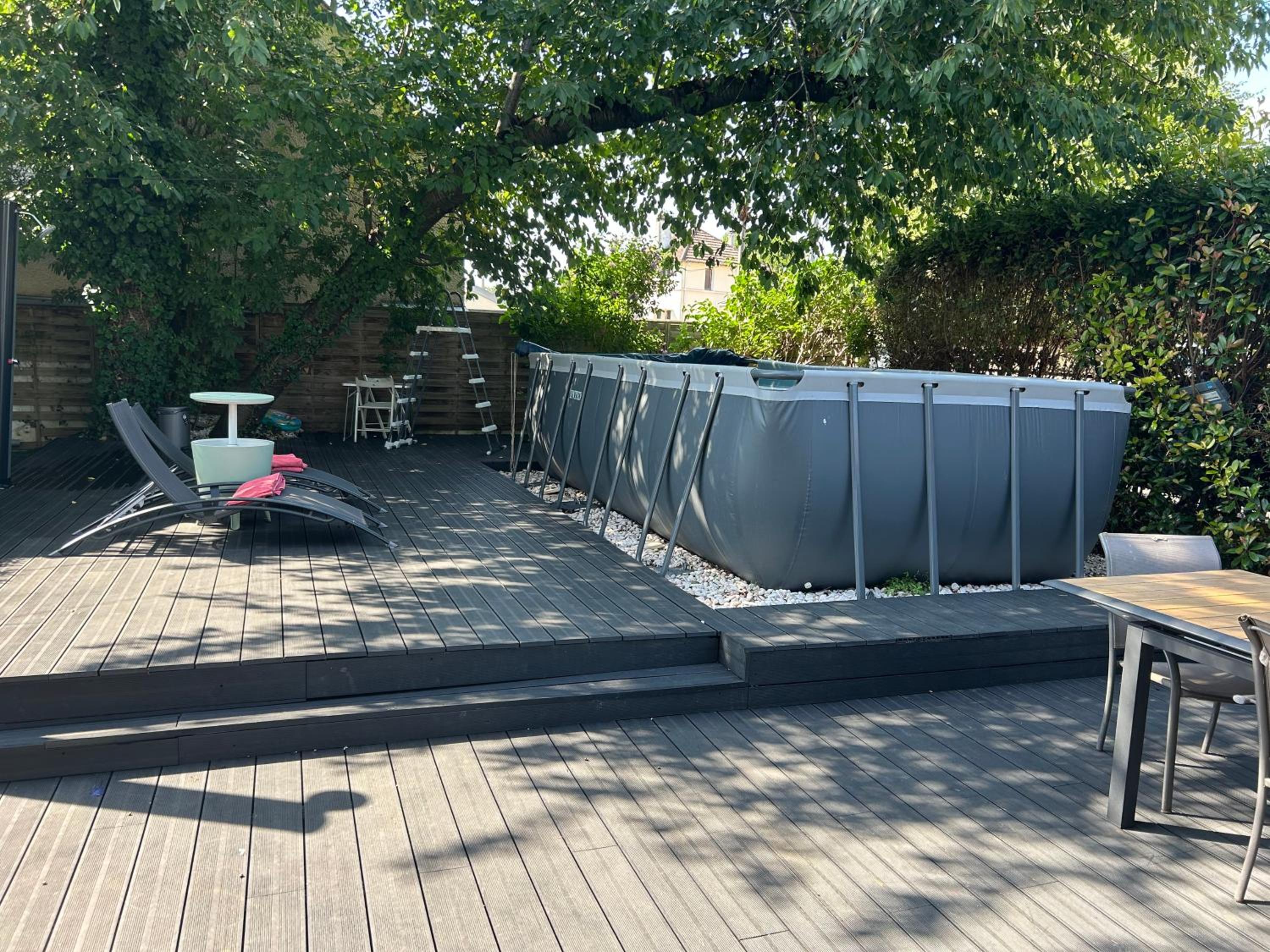 Villa Maxonale près de Paris avec Piscine Chauffée, Sauna et Jacuzzi