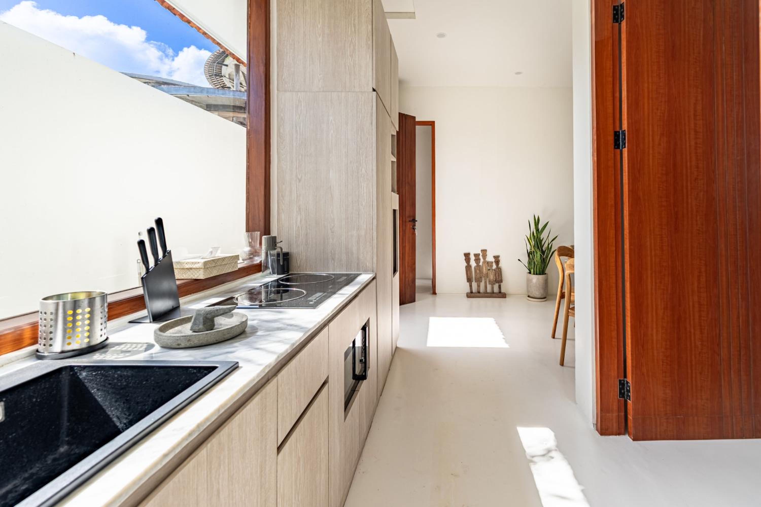 Sunny 2BR Villa with Private Pool in Canggu