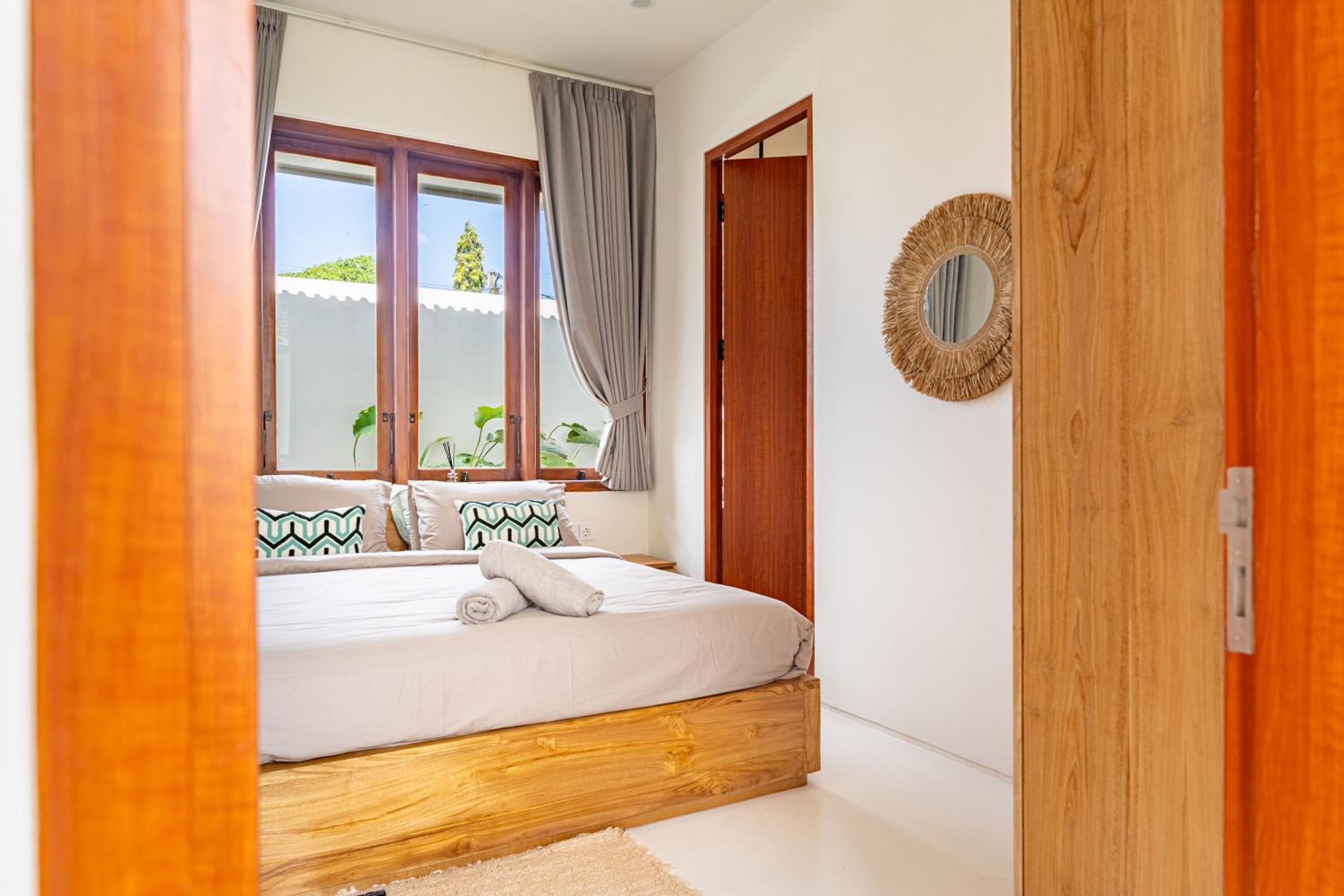 Sunny 2BR Villa with Private Pool in Canggu