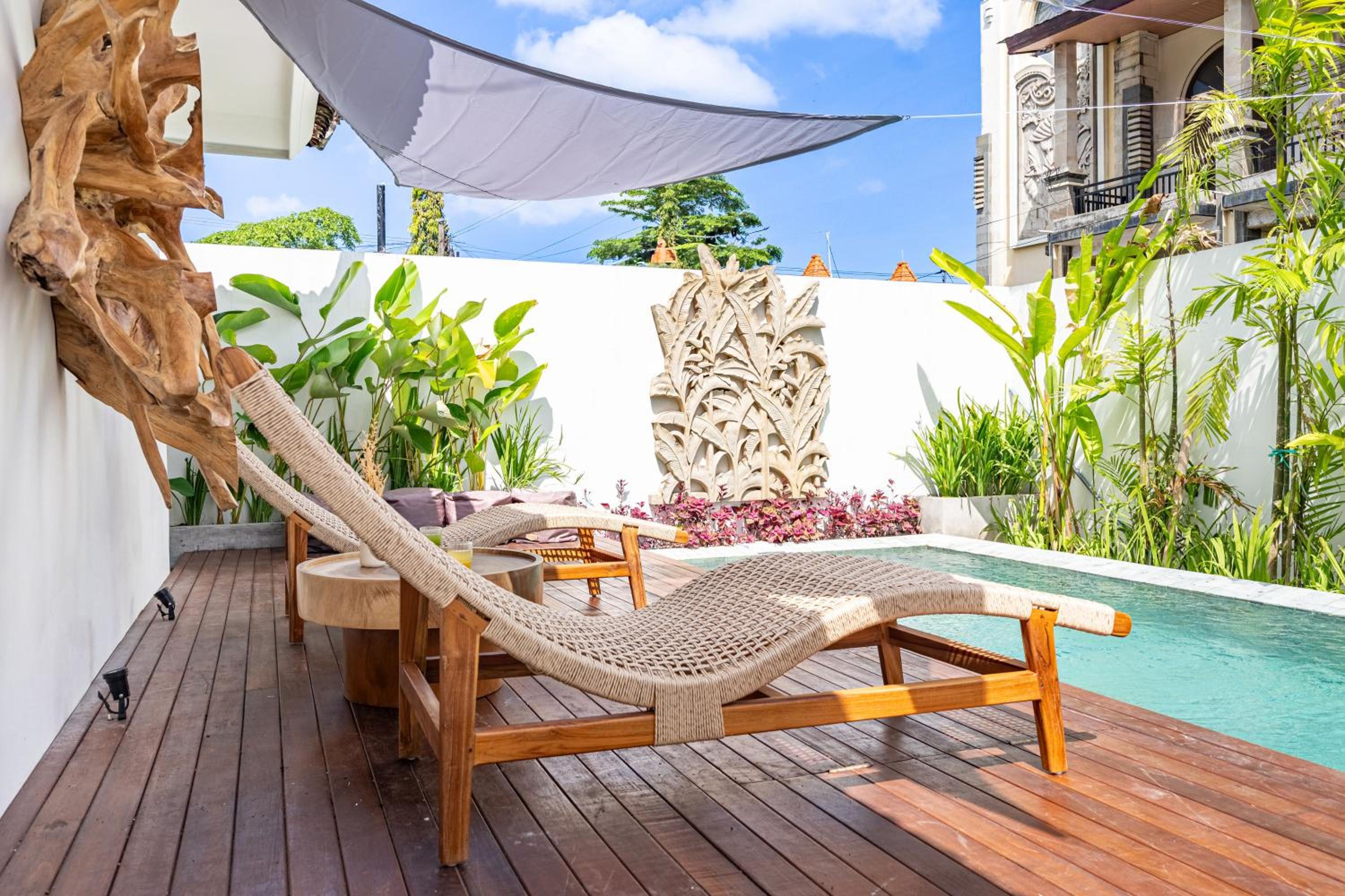 Sunny 2BR Villa with Private Pool in Canggu