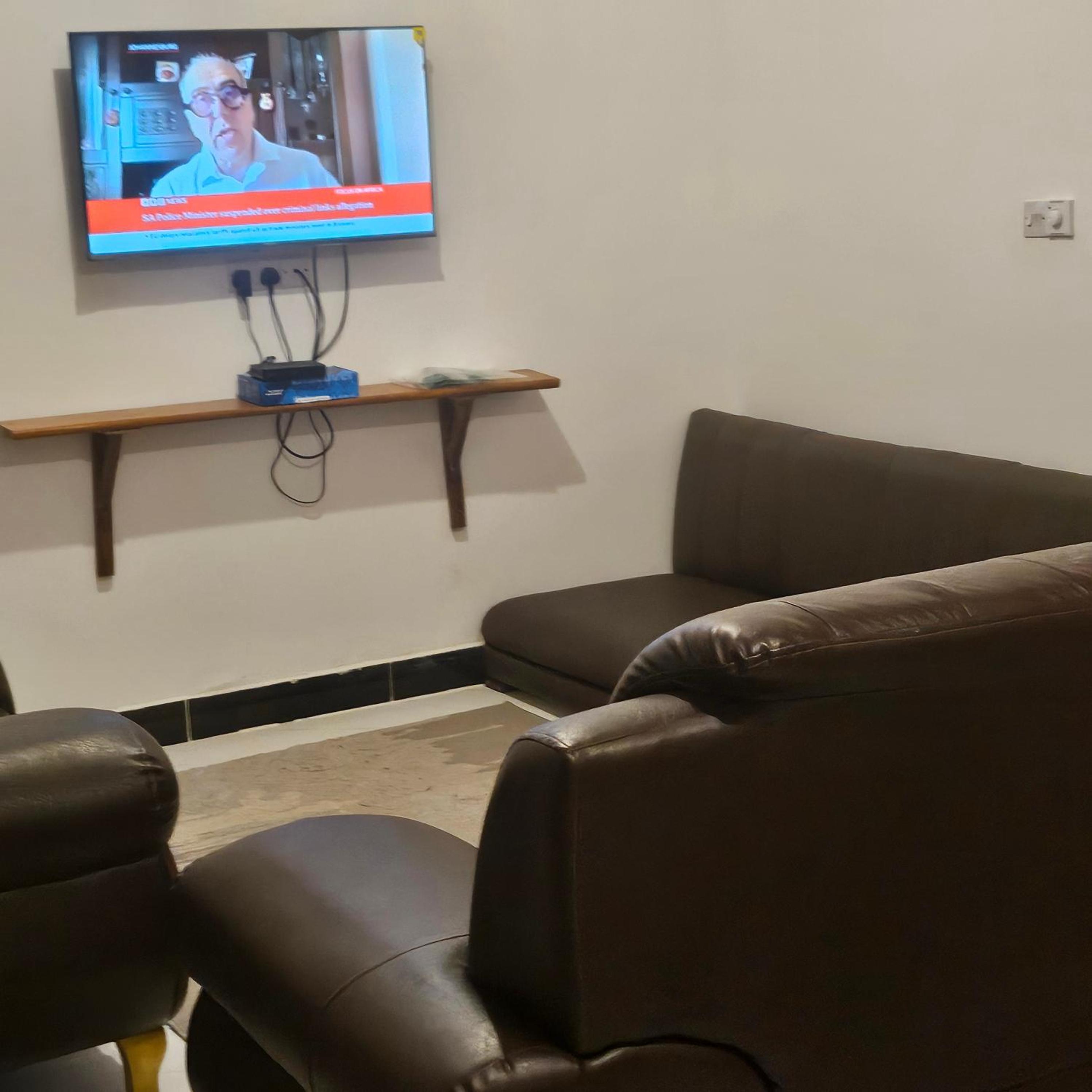 Beachfront 2BR Apartment in Uroa, Zanzibar - Sea Views & Direct Beach Access