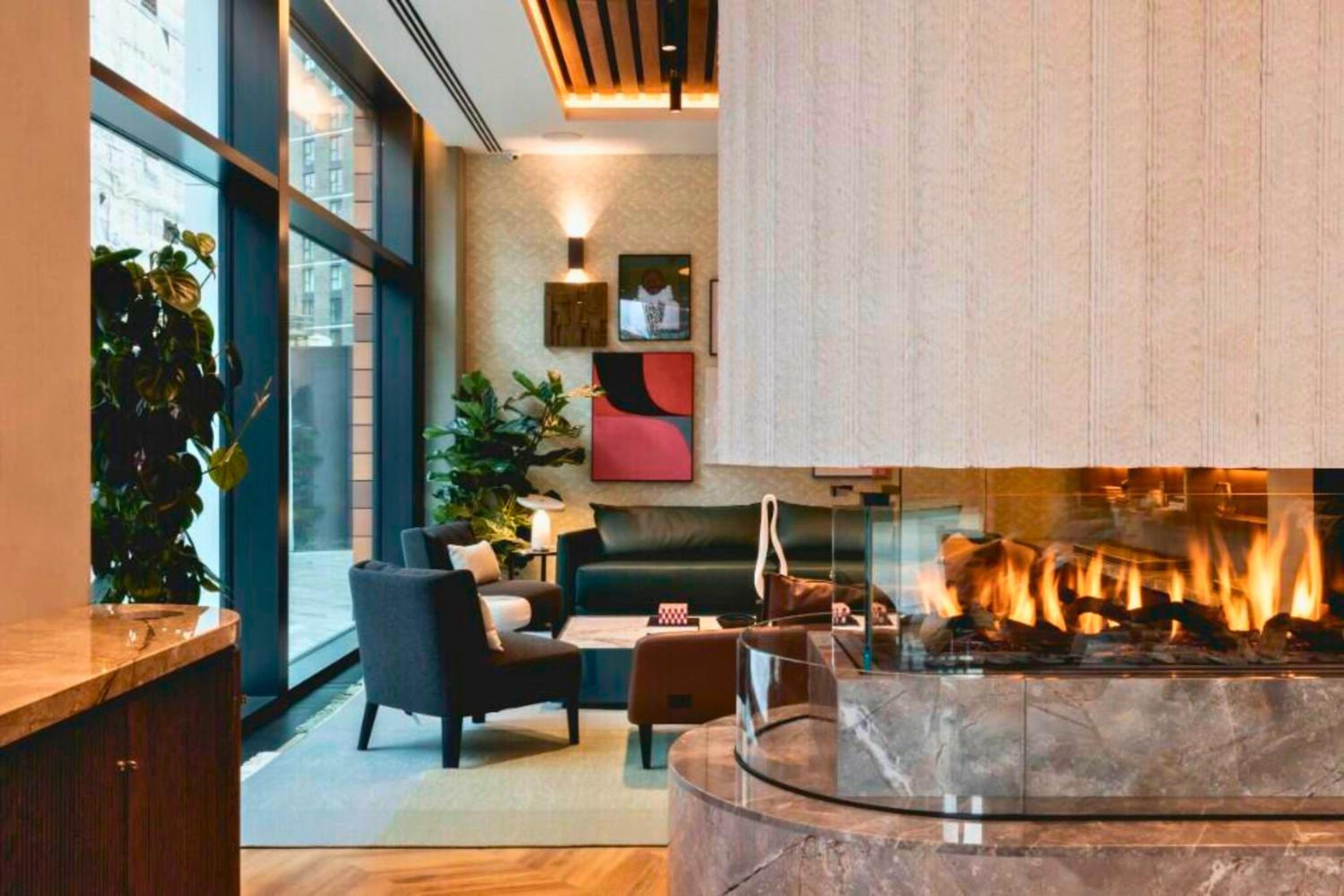 Luxury Penthouse 2Bed 2Bath 2Balcony London Eye & River Views with GYM & AC & Incredible Rooftop View