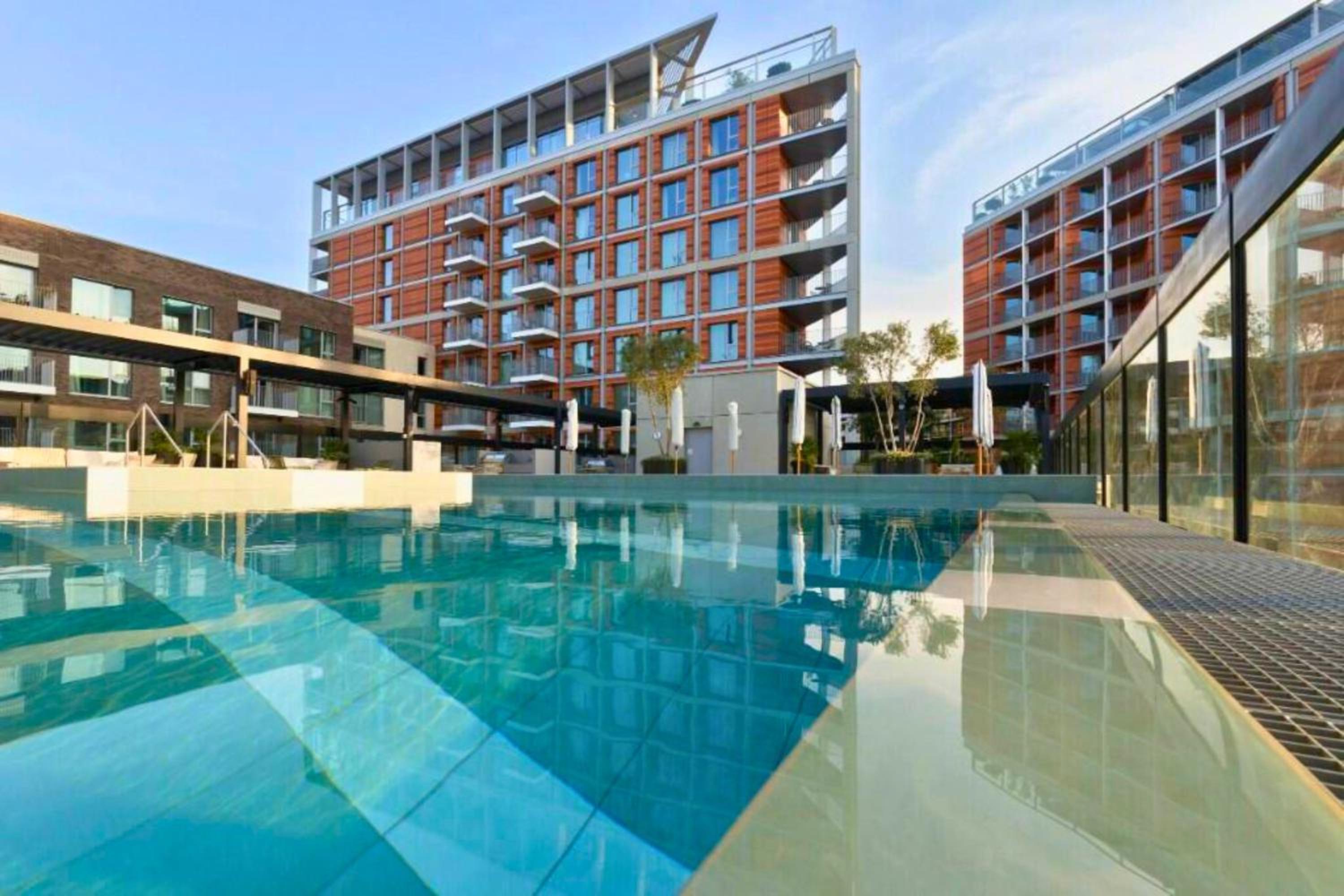 Luxury Penthouse 2Bed 2Bath 2Balcony London Eye & River Views with GYM & AC & Incredible Rooftop View