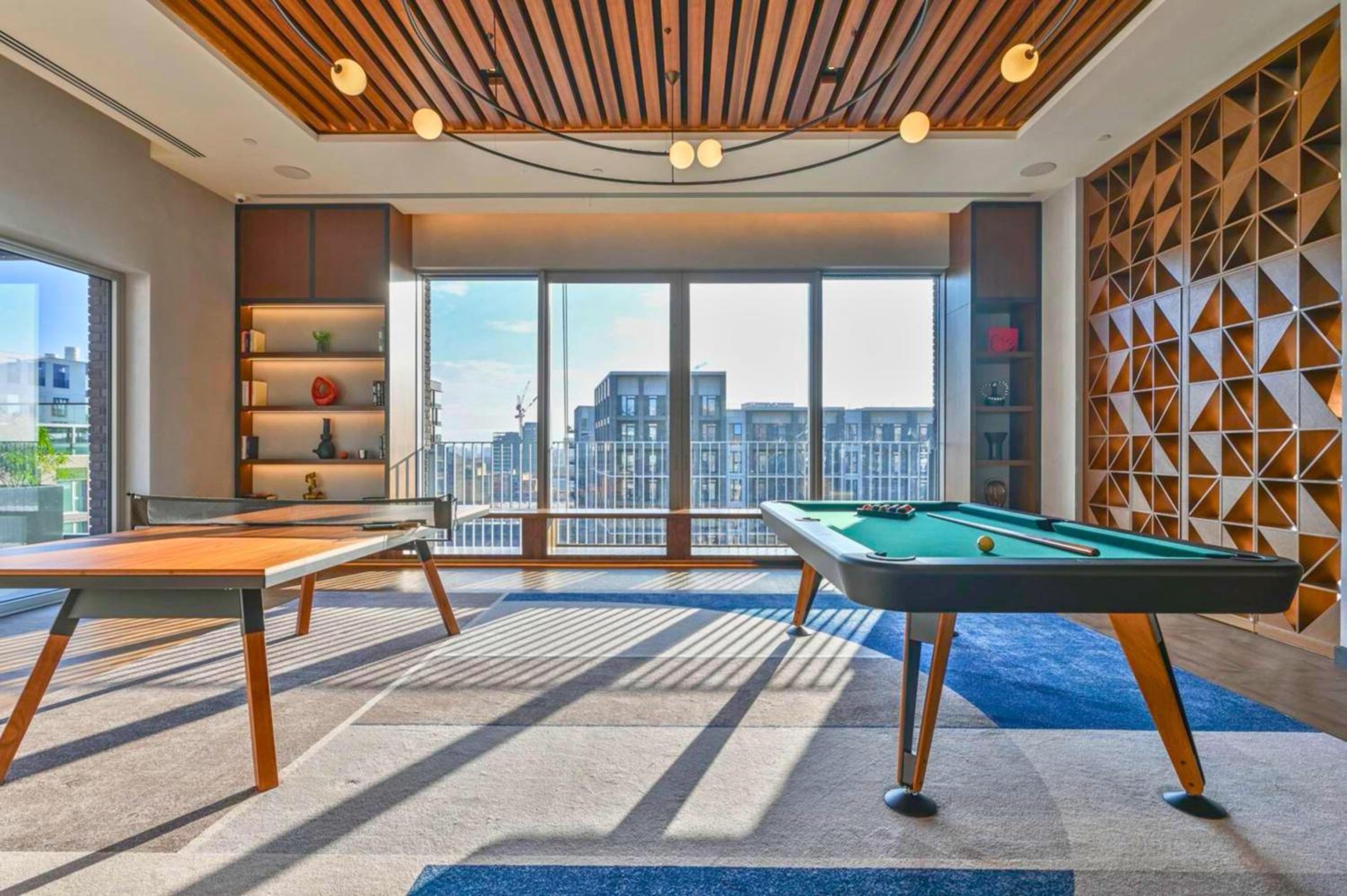 Luxury Penthouse 2Bed 2Bath 2Balcony London Eye & River Views with GYM & AC & Incredible Rooftop View
