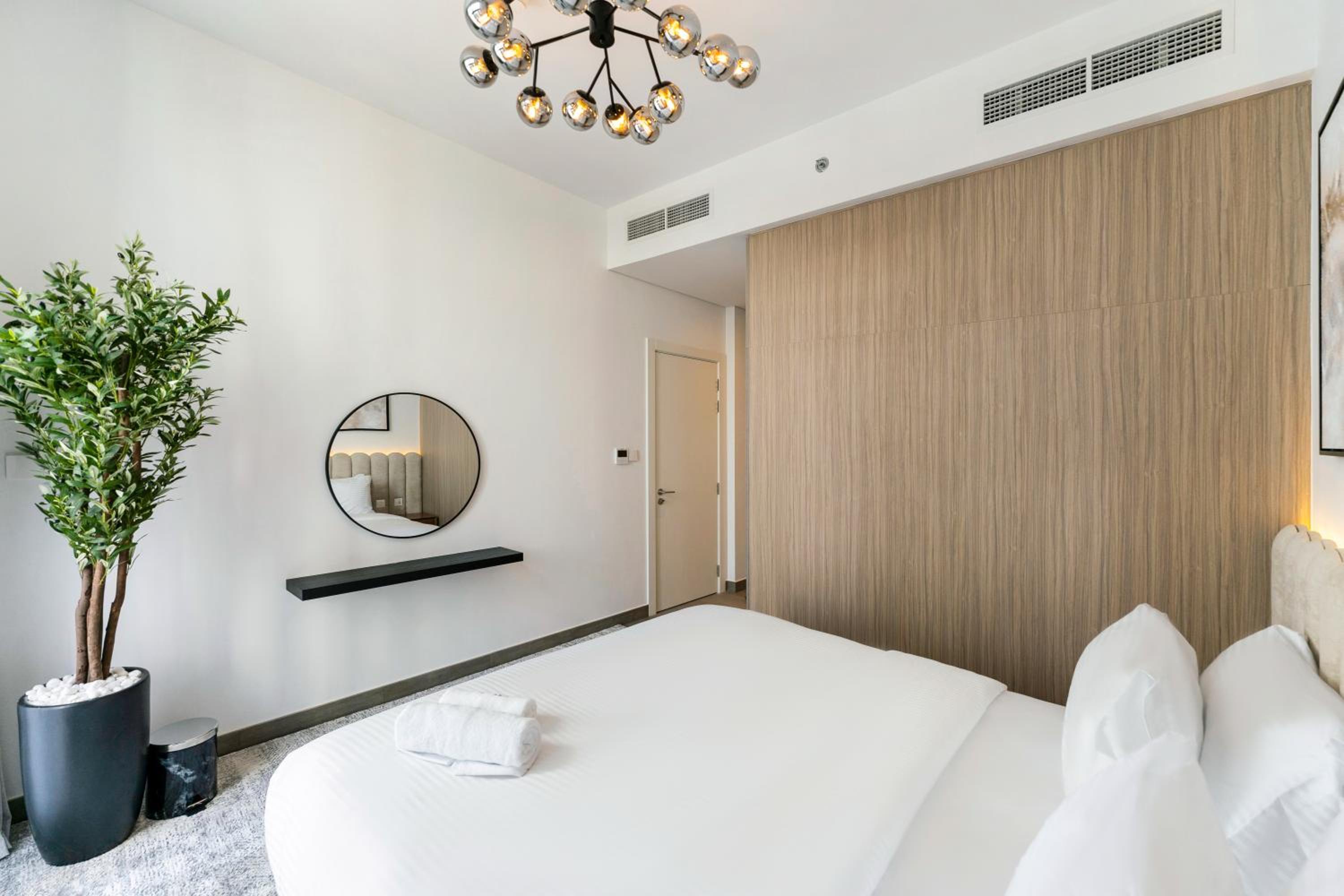 FAM Living Signature 1BR Space in Kensington Waters
