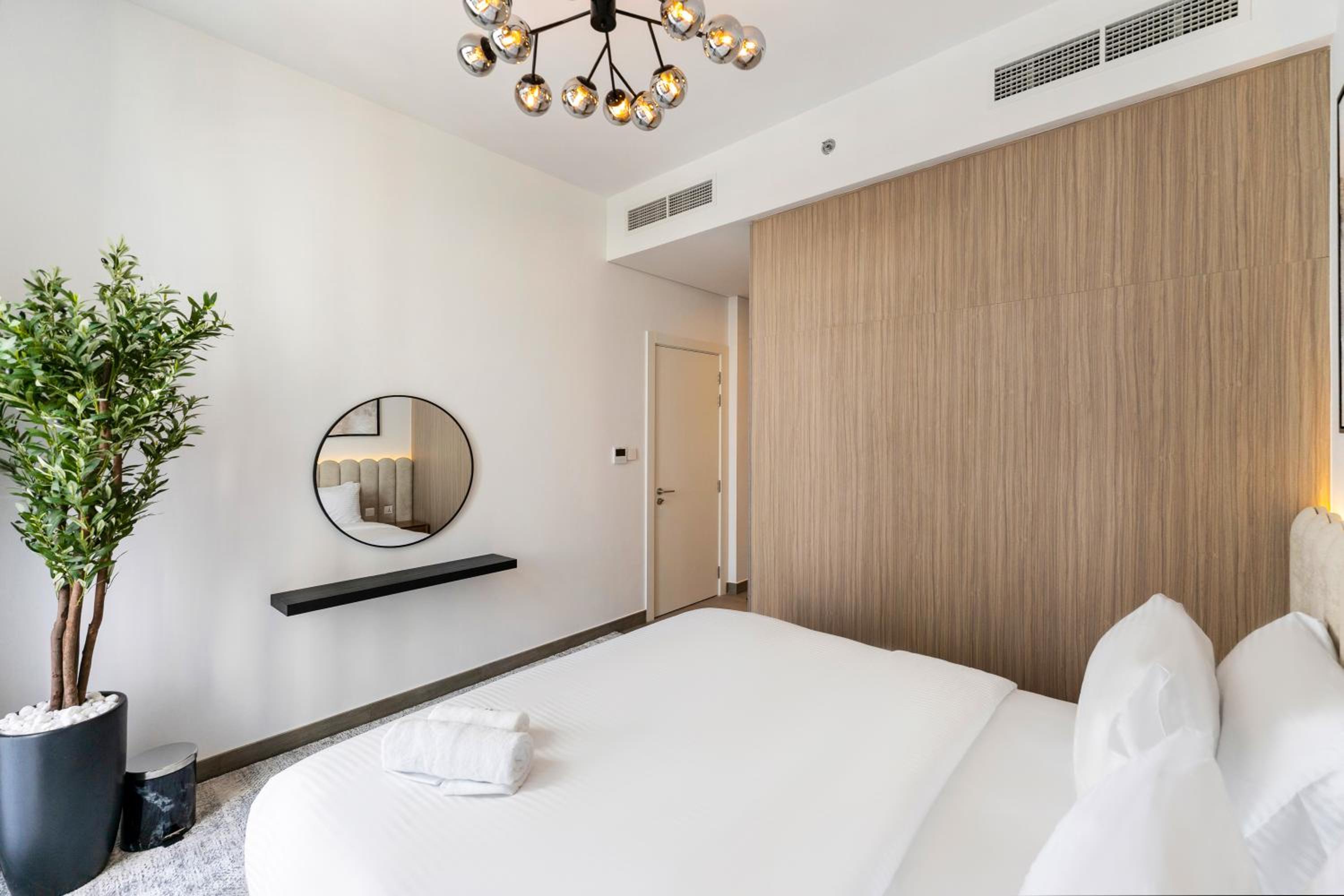 FAM Living Signature 1BR Space in Kensington Waters
