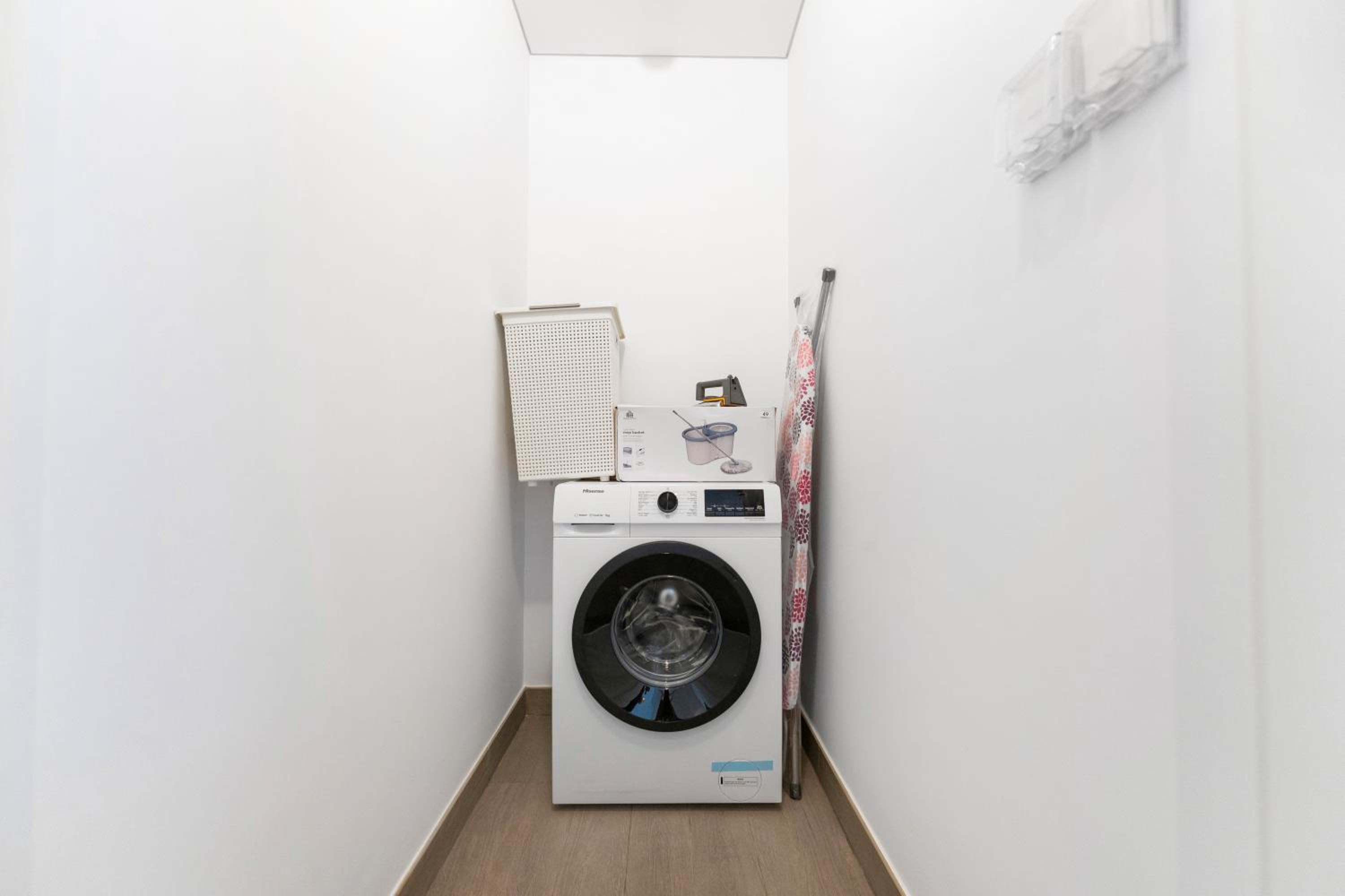 FAM Living Signature 1BR Space in Kensington Waters