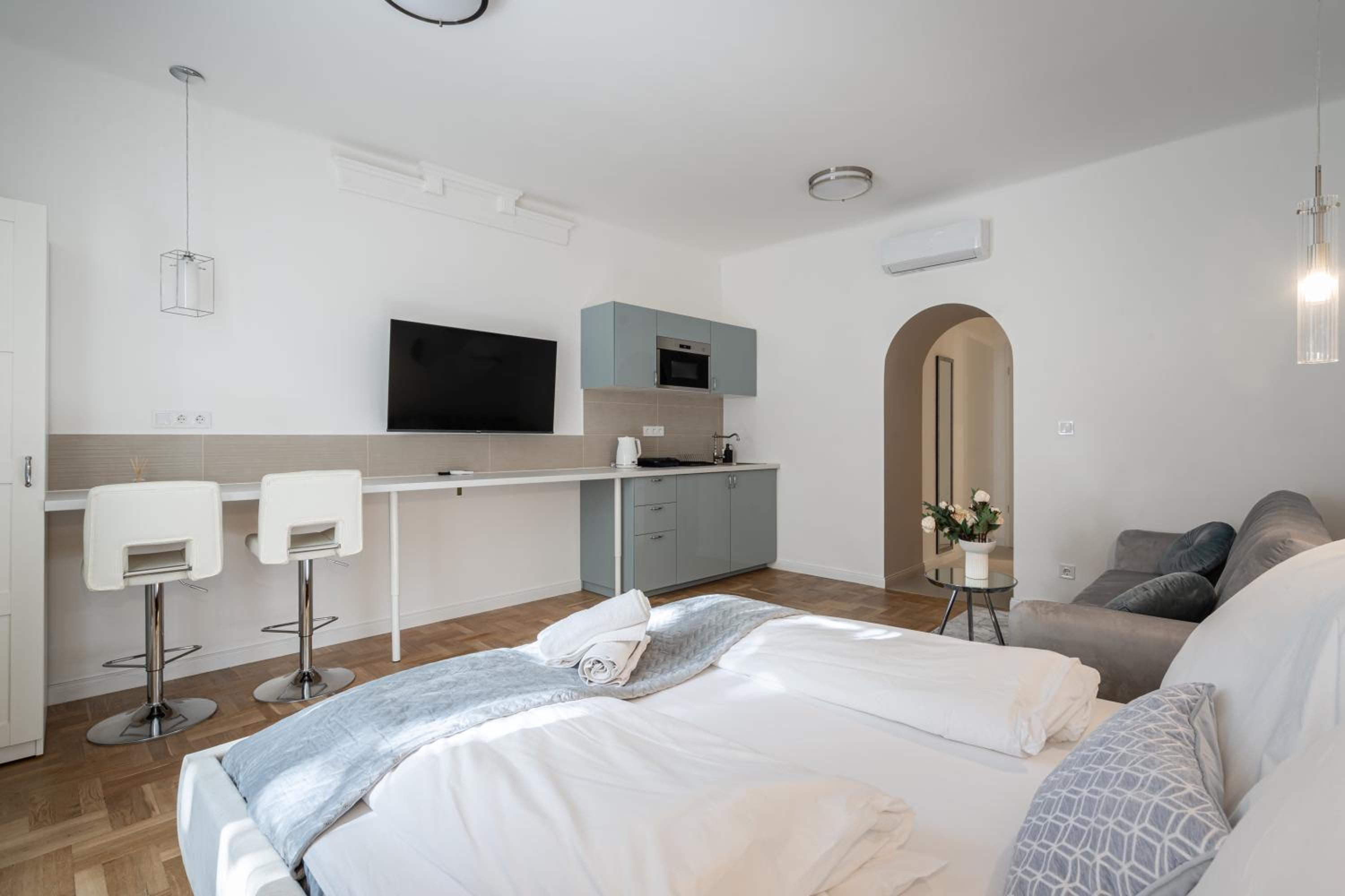 D71 - Central Cozy Suite, Best Location by BQA