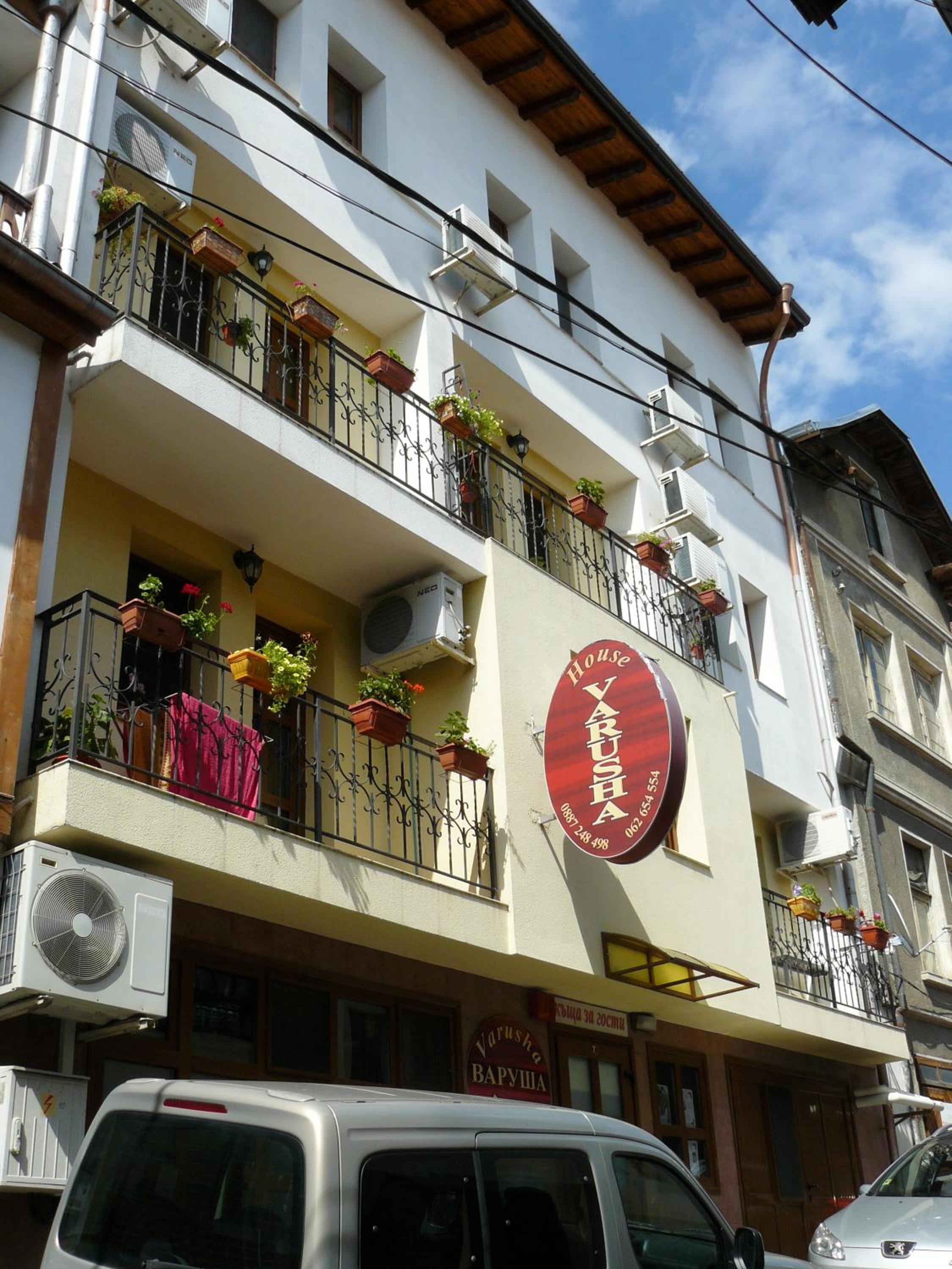 Family Hotel Varusha