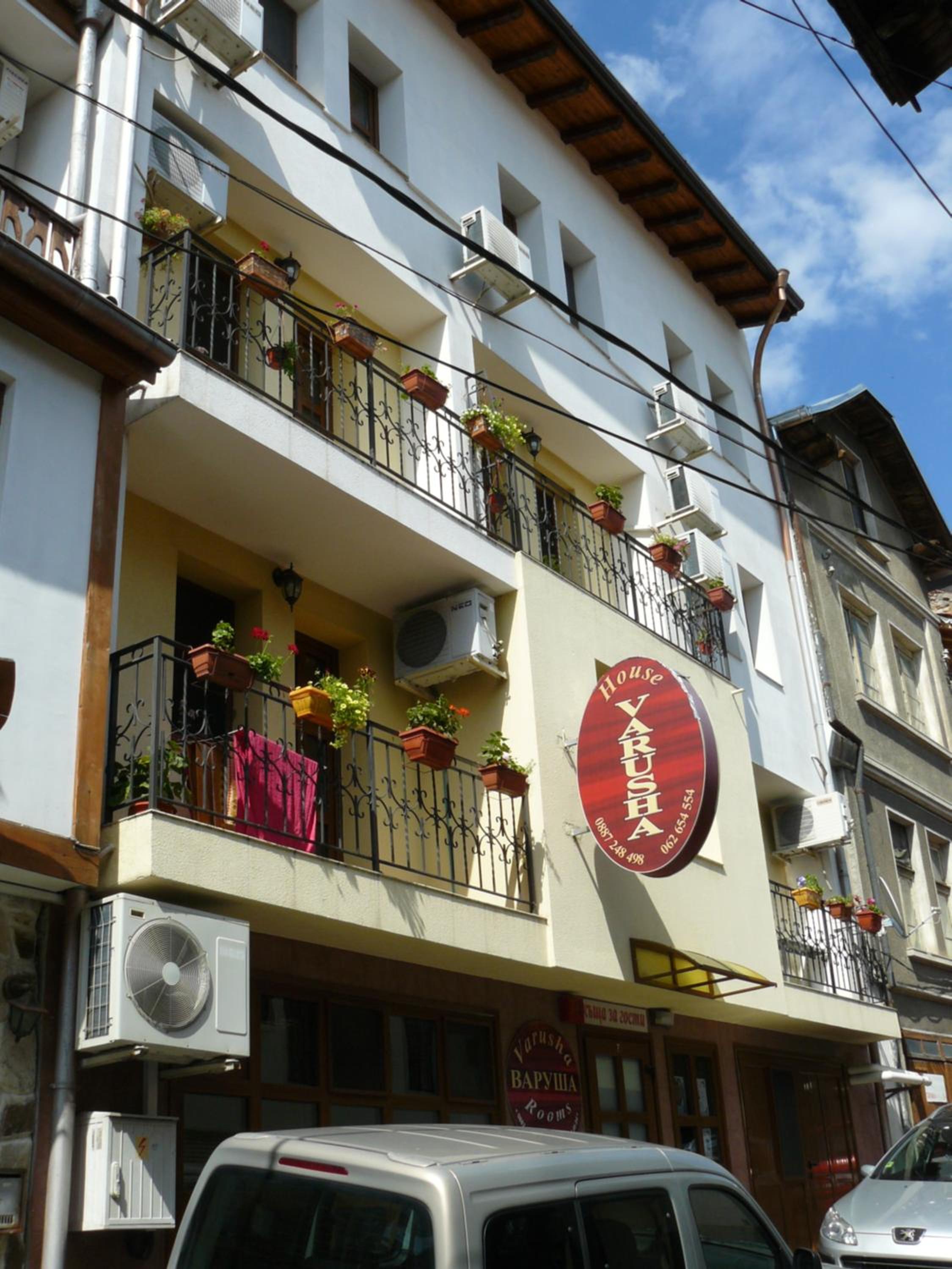 Family Hotel Varusha