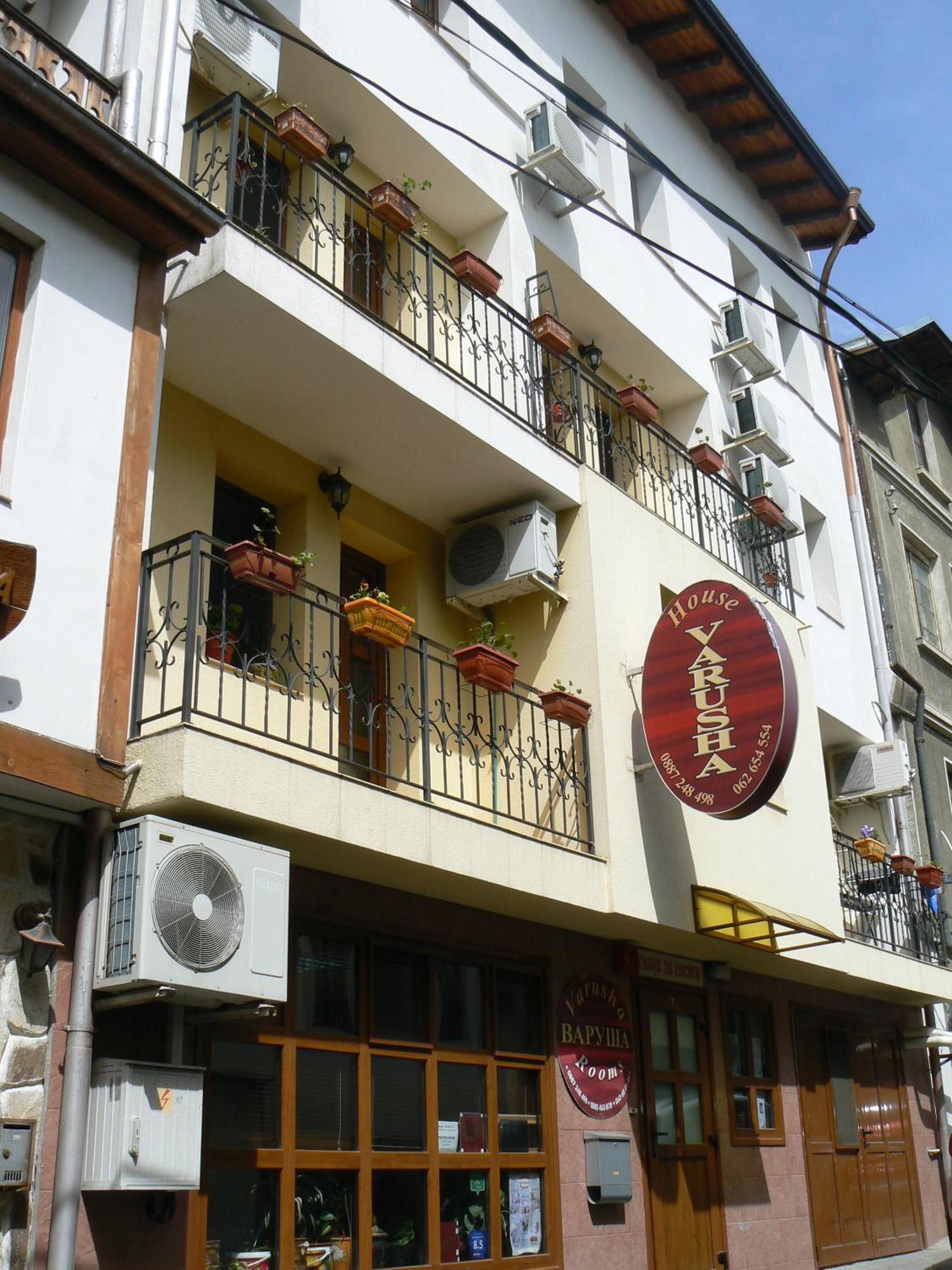 Family Hotel Varusha