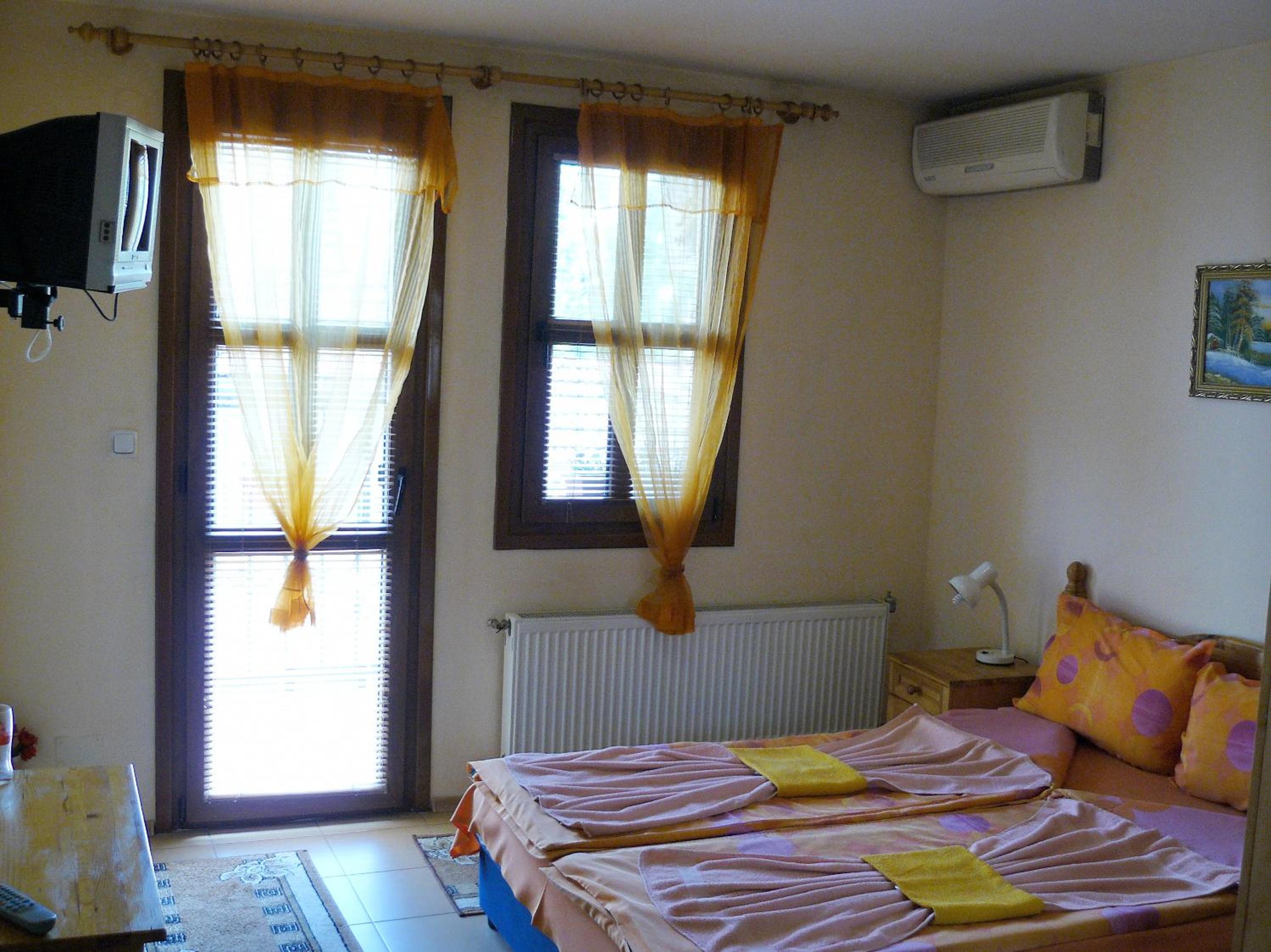 Family Hotel Varusha