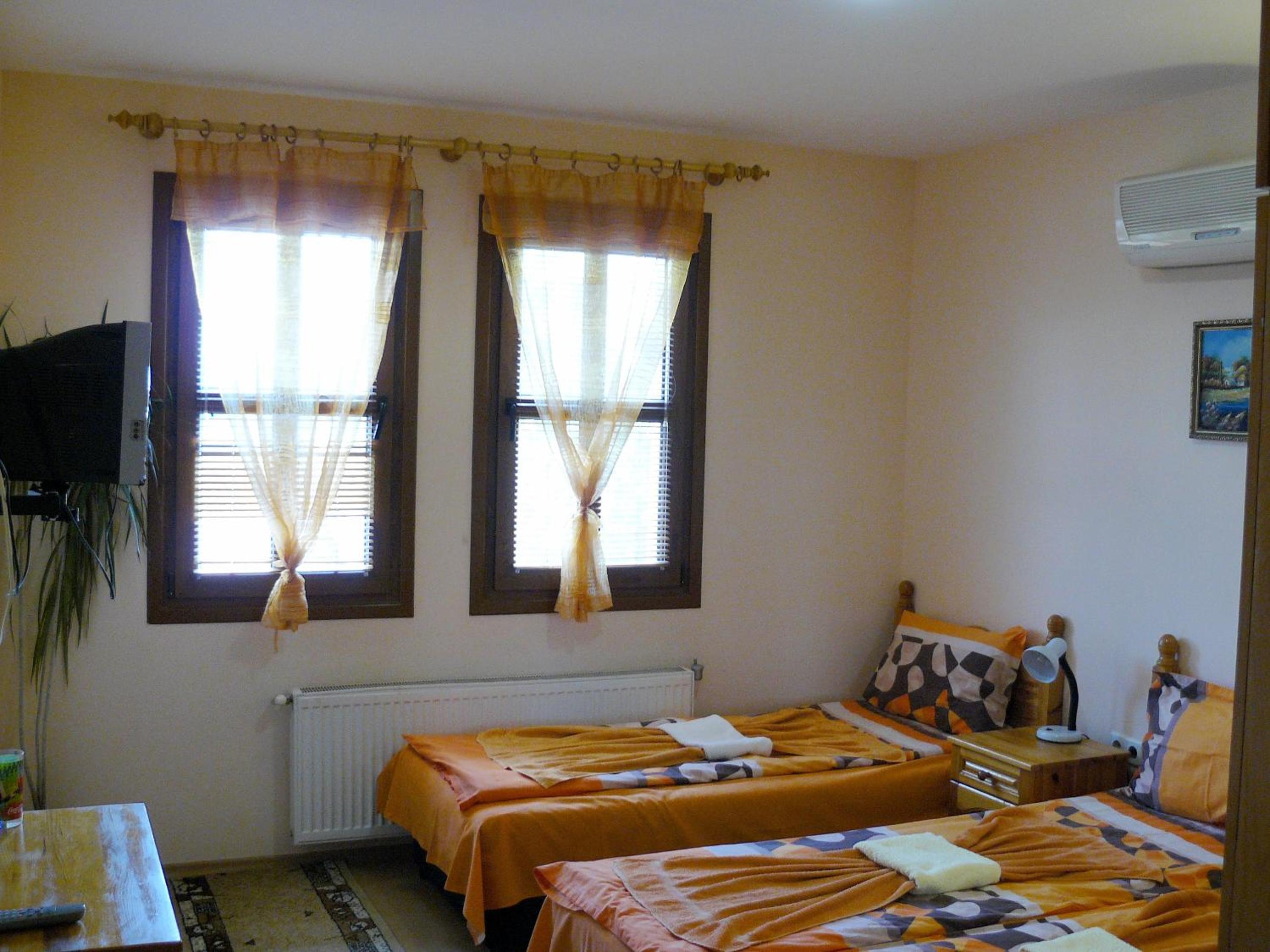 Family Hotel Varusha