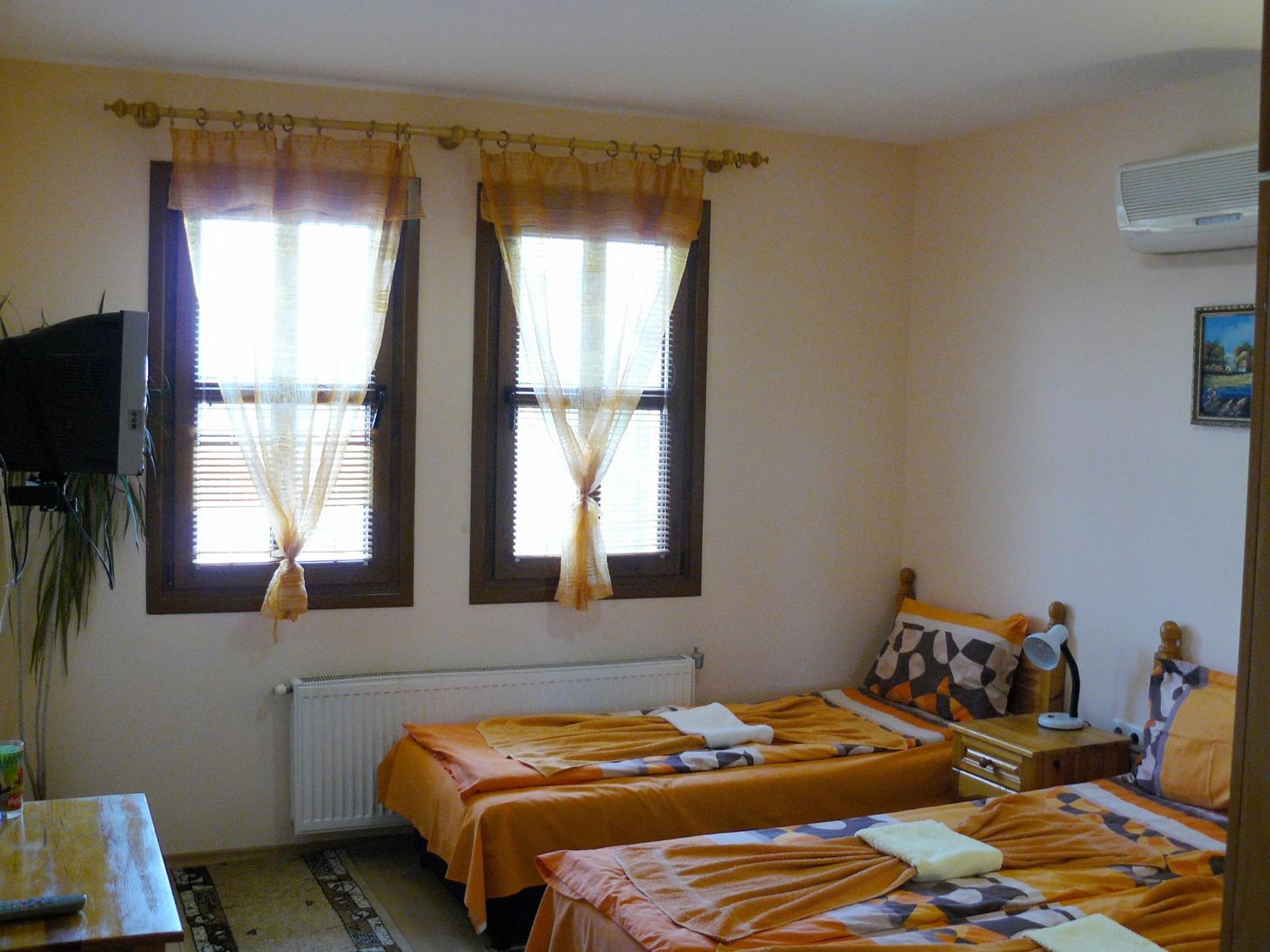 Family Hotel Varusha