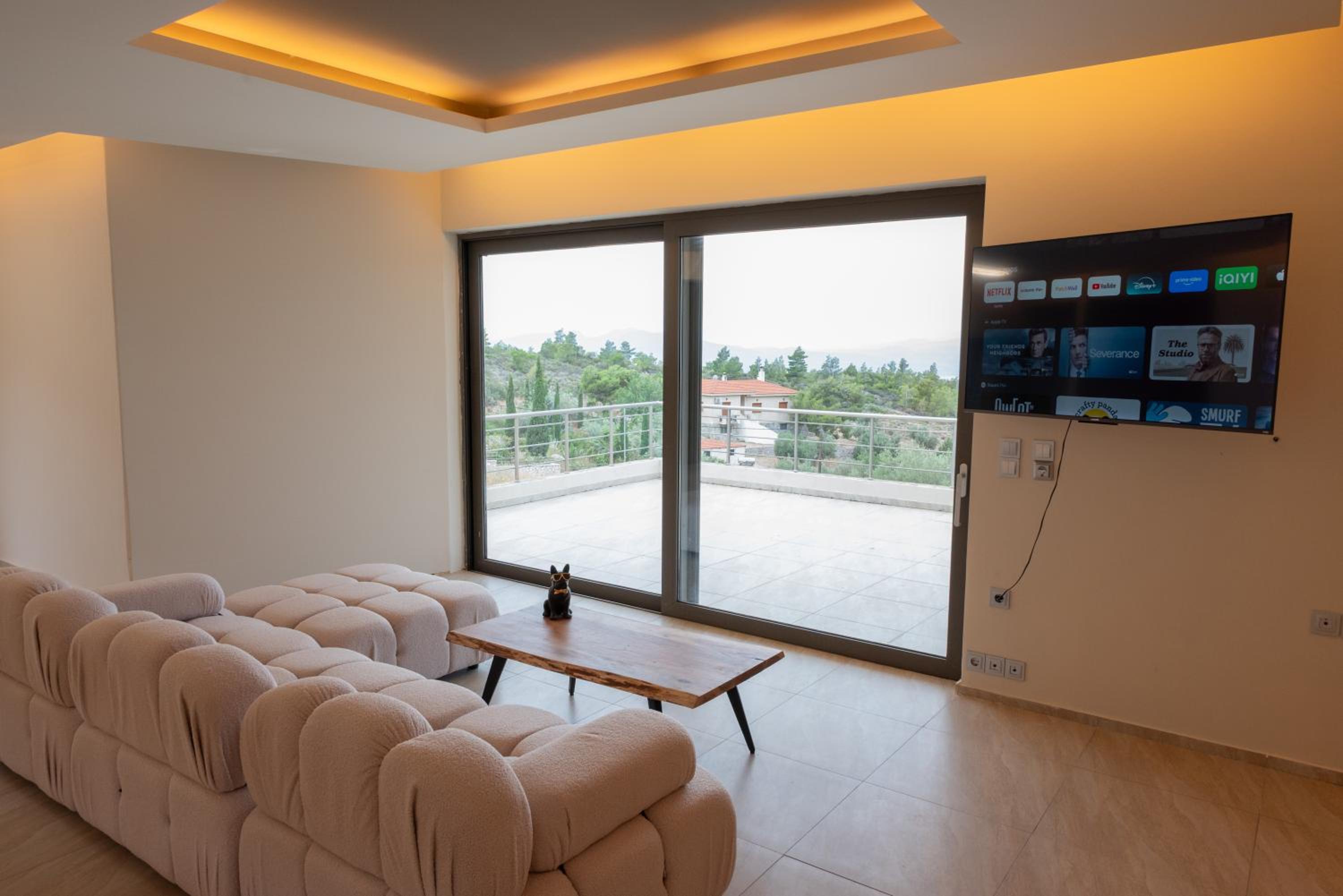 White Sand Loutraki Villa - Sea View