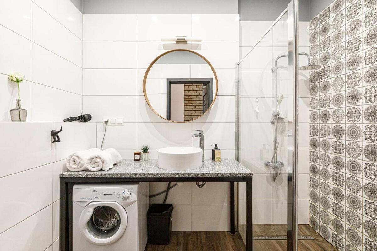 Golden Apartments Wroclaw- Cozy Studio - City Center&K27