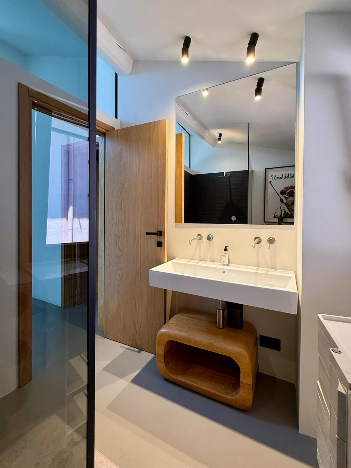 Dimora Concept - Monti e Mare Exclusive Loft