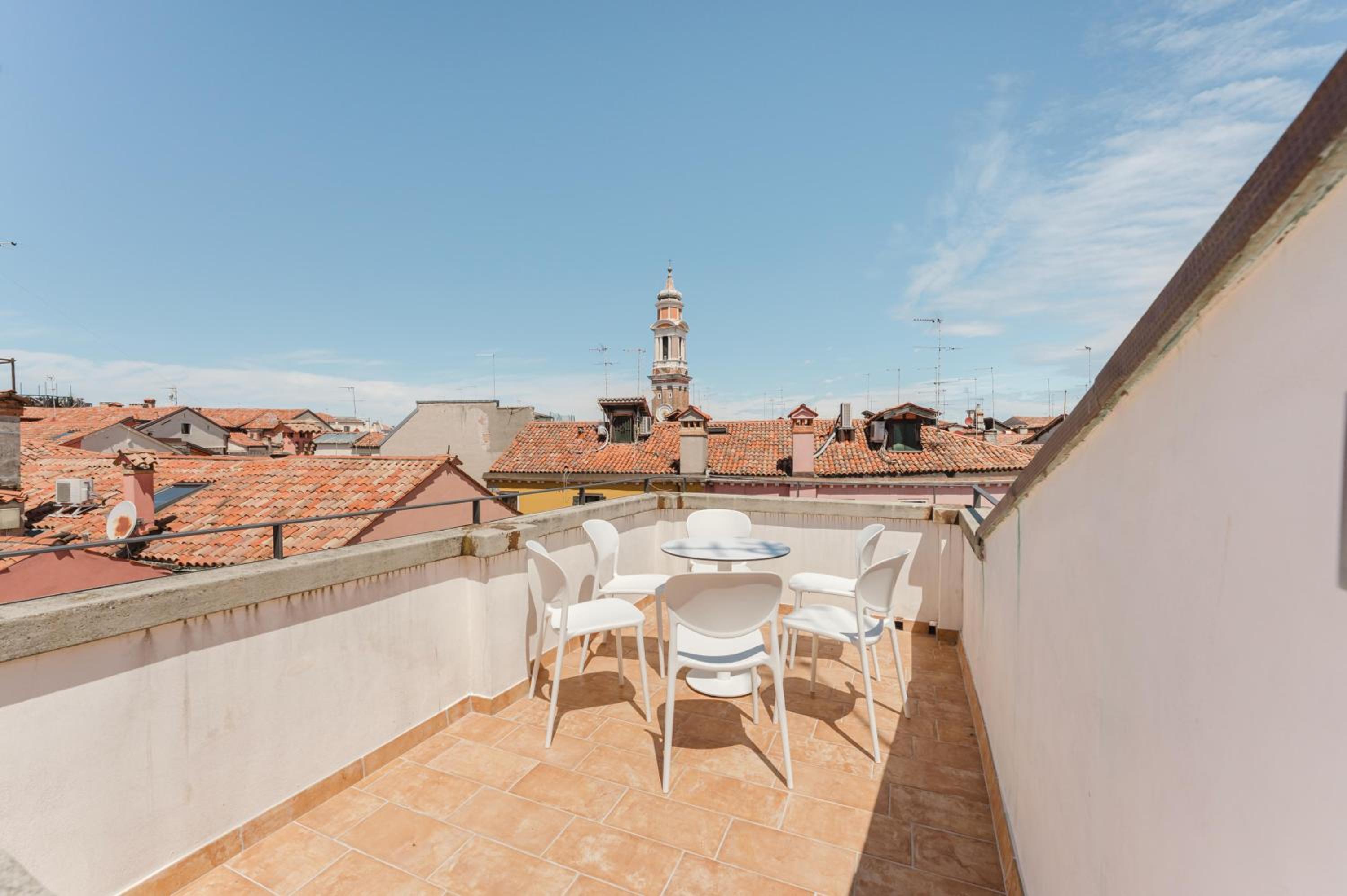 San Matteo Rialto Terrace Apt
