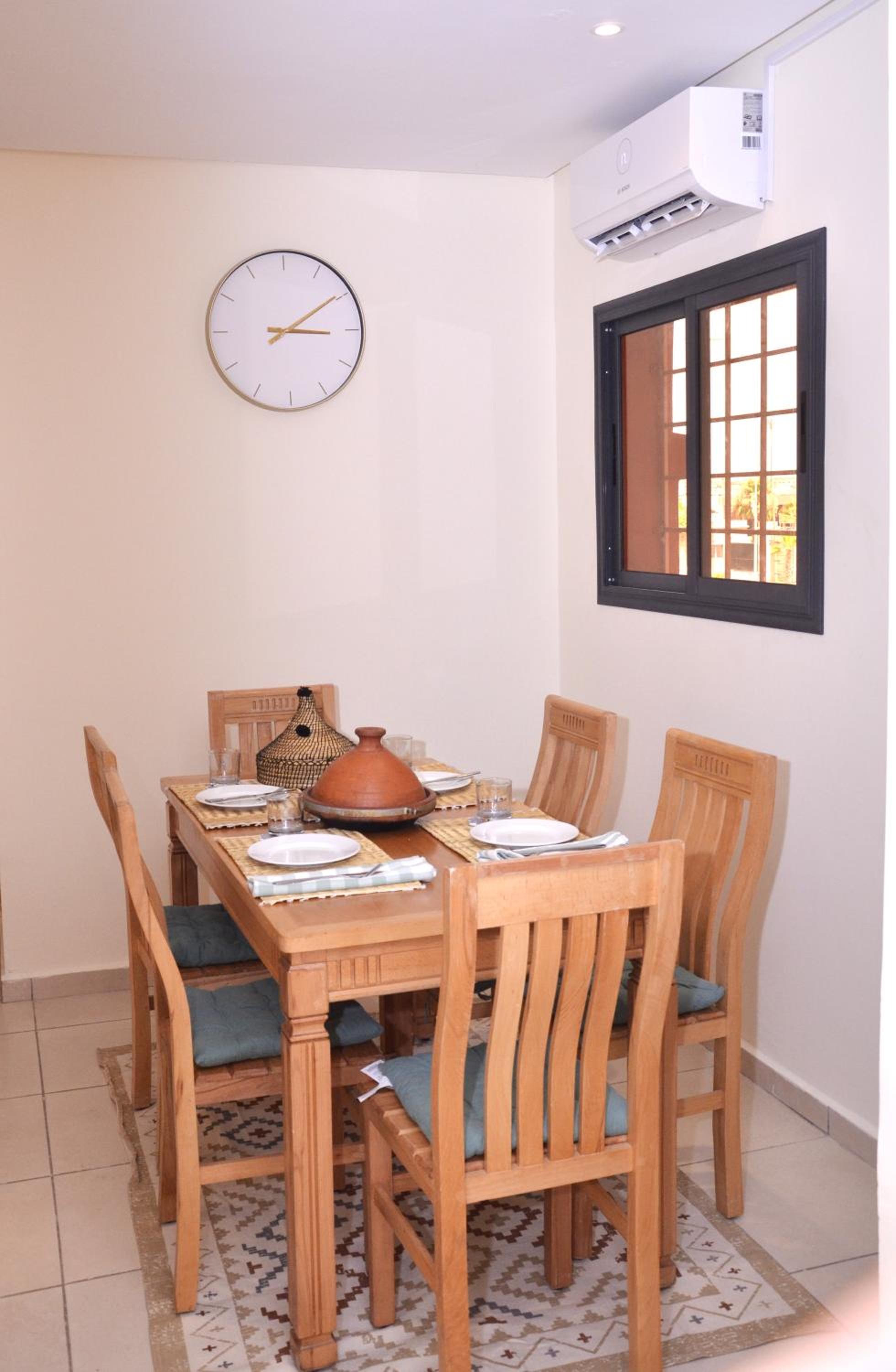 Darraha- Ideal for early & Late flights-Near Marrakech airport 10 min- menara Garden 5 min-Transport support
