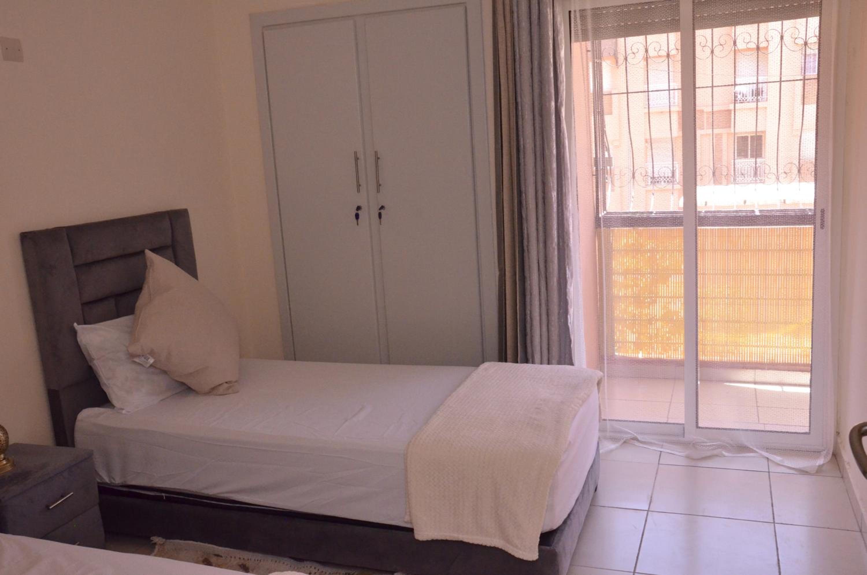 Darraha- Ideal for early & Late flights-Near Marrakech airport 10 min- menara Garden 5 min-Transport support