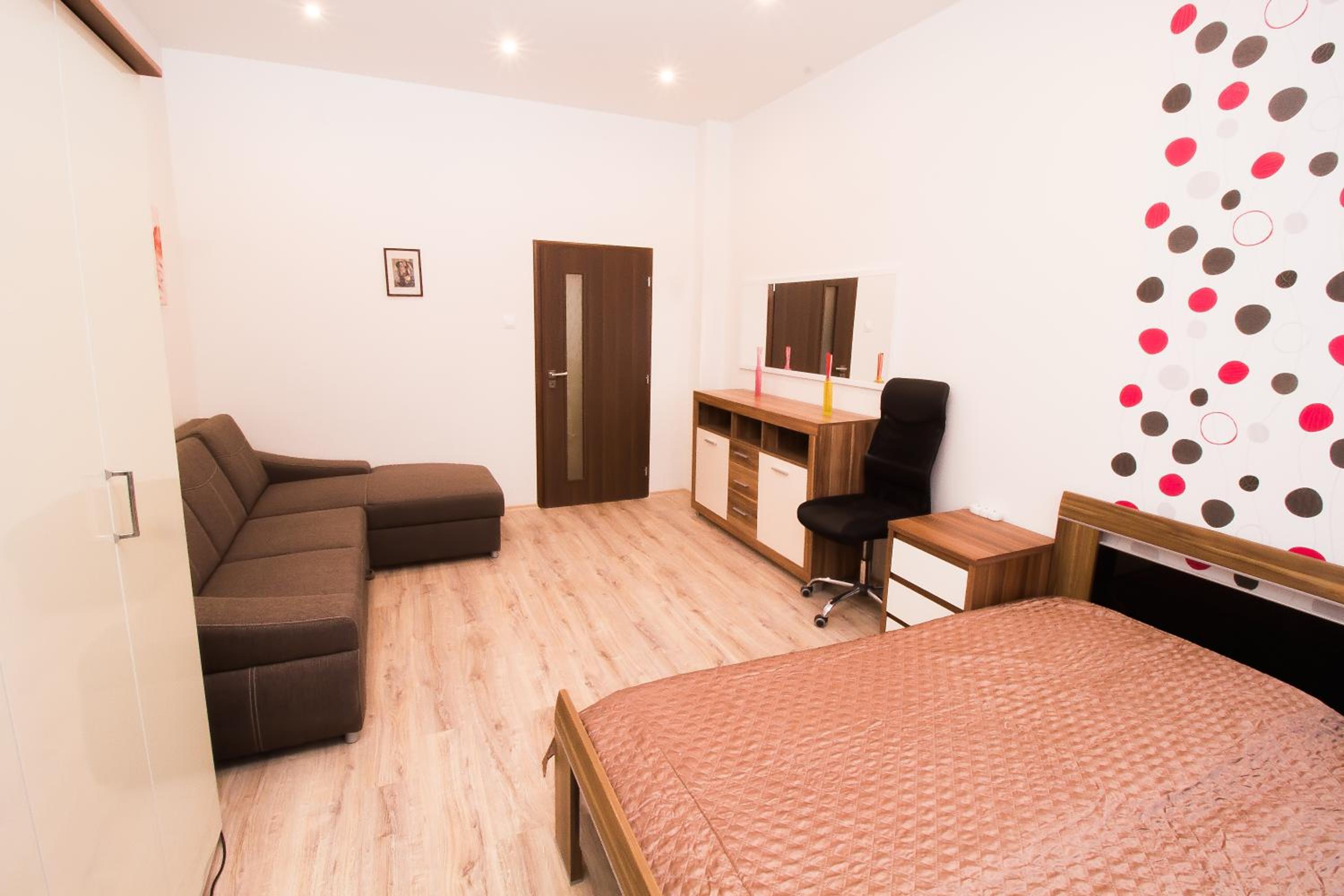 Apartment Ve Smeckach with a big Terrace