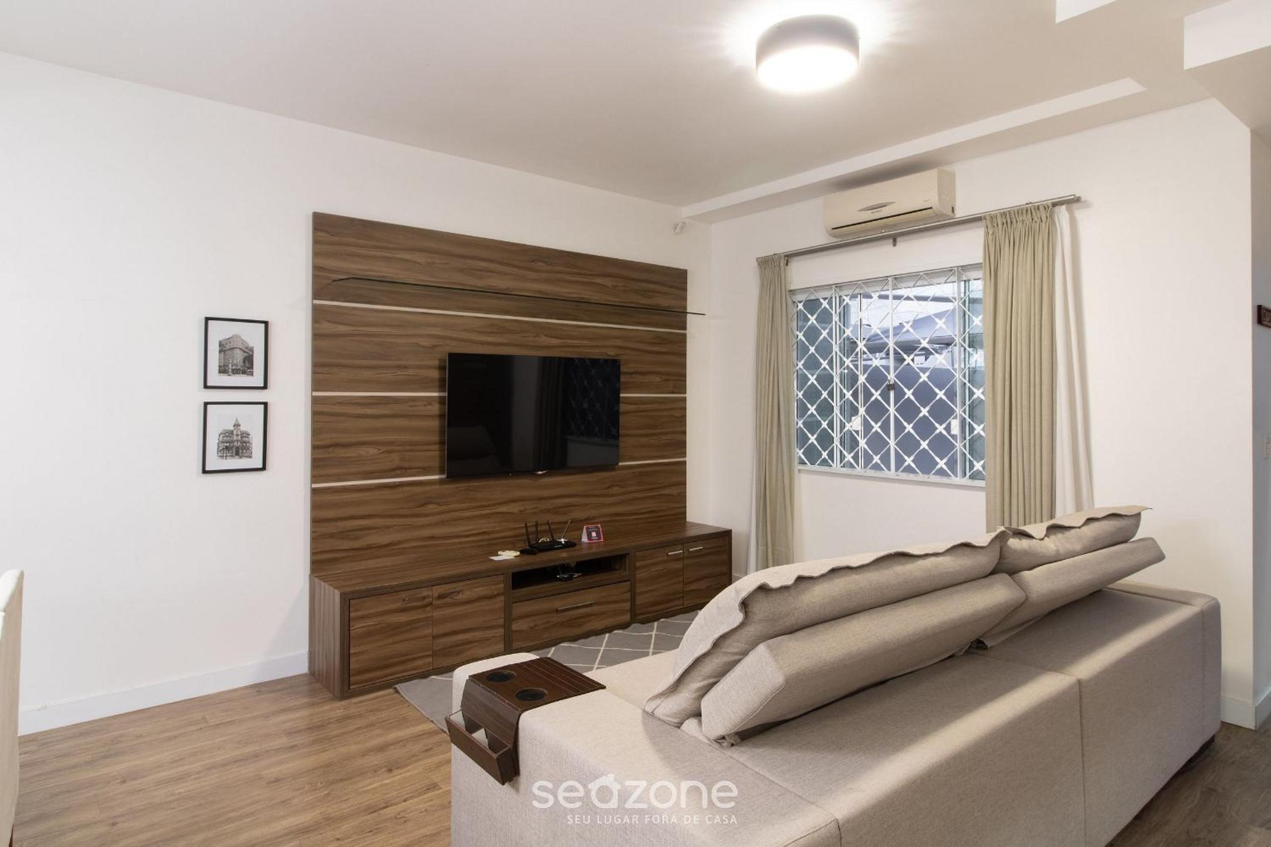 3-Bedroom House with Barbecue PMC0400