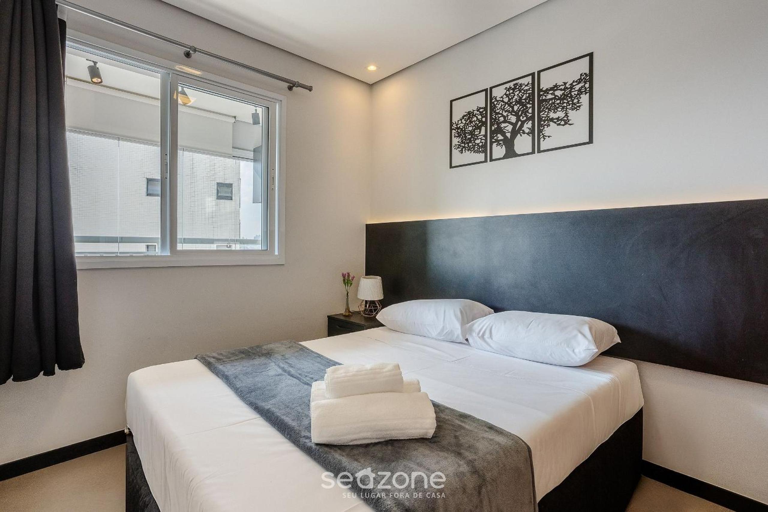 Apt w/ Gourmet Balcony 190m from the Metro WAL0714