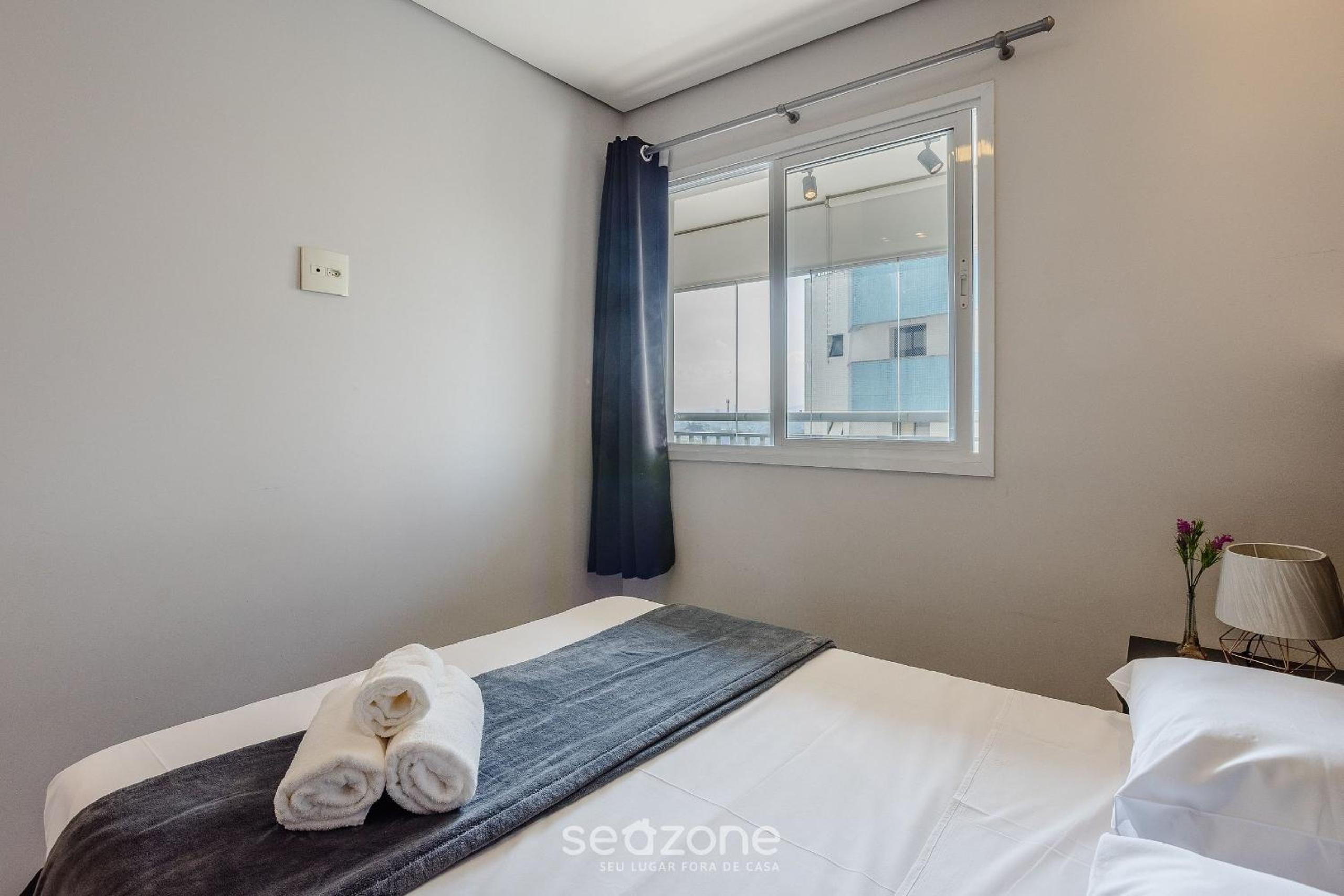 Apt w/ Gourmet Balcony 190m from the Metro WAL0714
