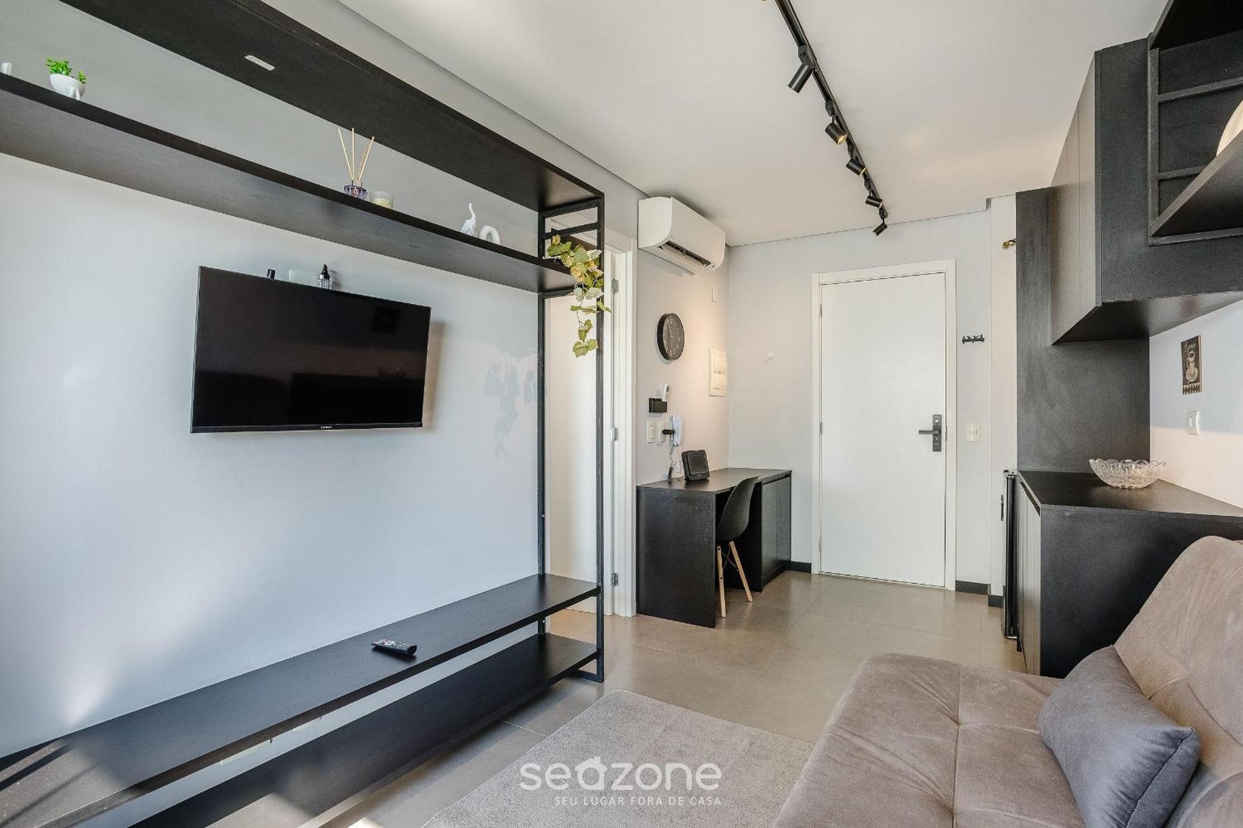 Apt w/ Gourmet Balcony 190m from the Metro WAL0714