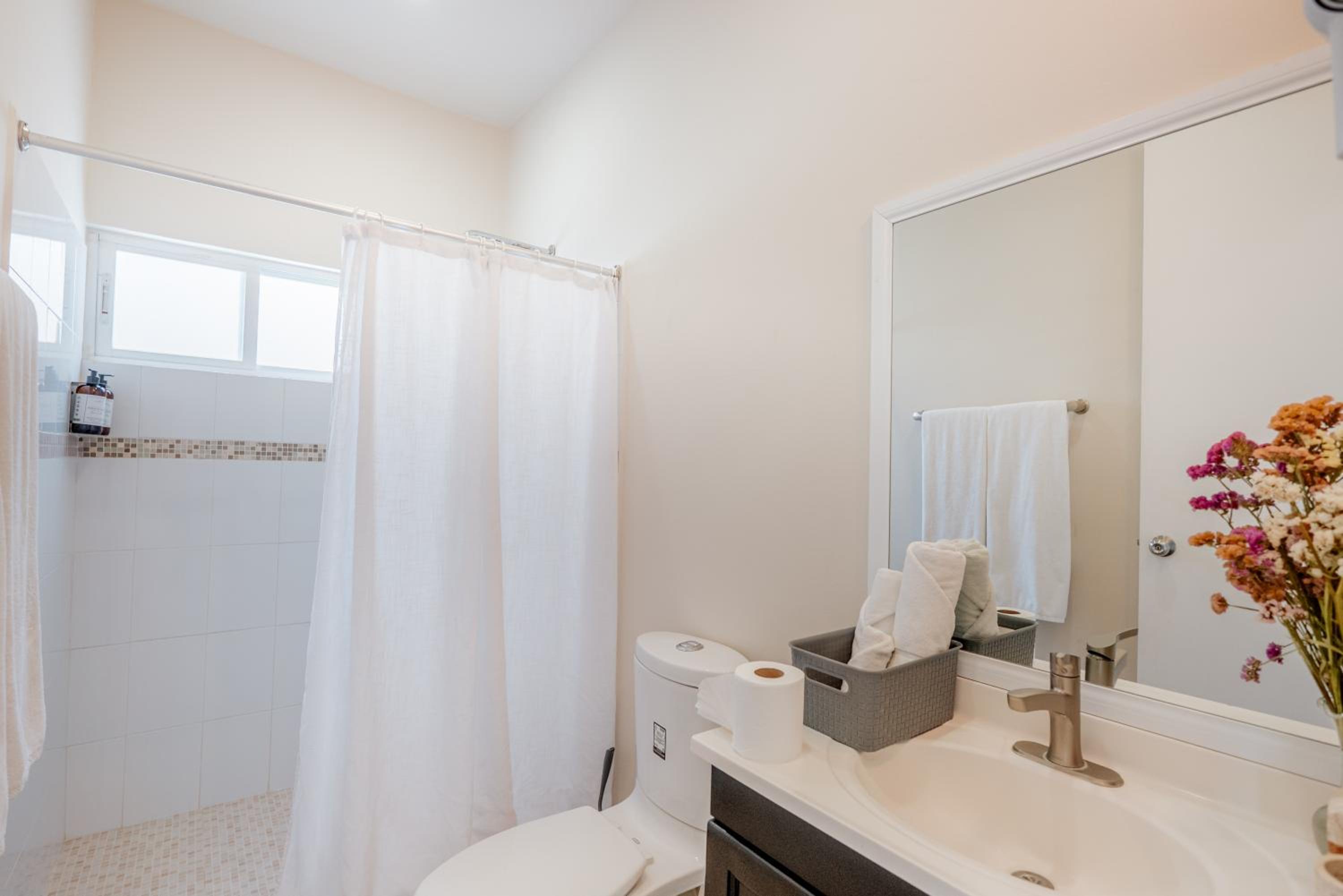 La Playa Suites Hotel