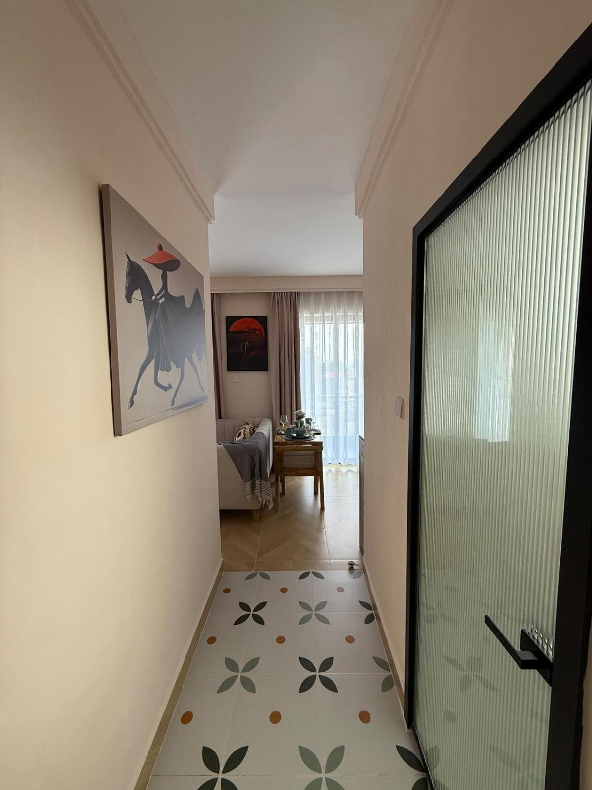 Chic Retreat Near JKIA and SGR with Nairobi National Park Views