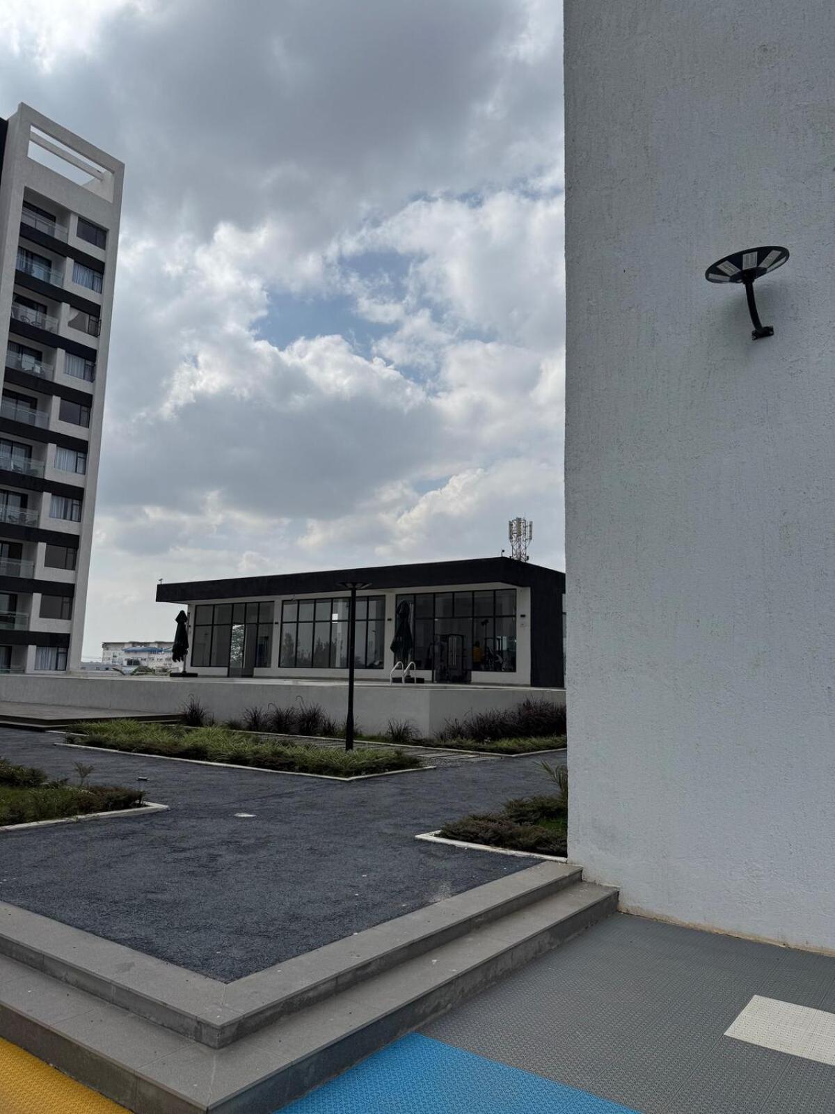 Chic Retreat Near JKIA and SGR with Nairobi National Park Views