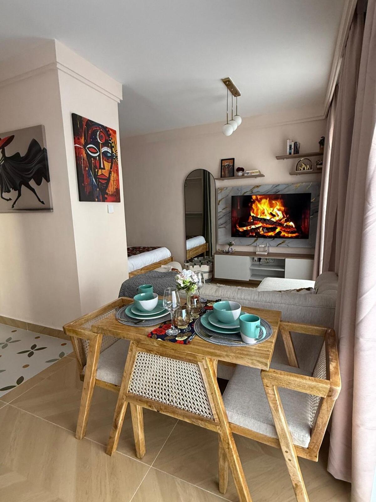 Chic Retreat Near JKIA and SGR with Nairobi National Park Views