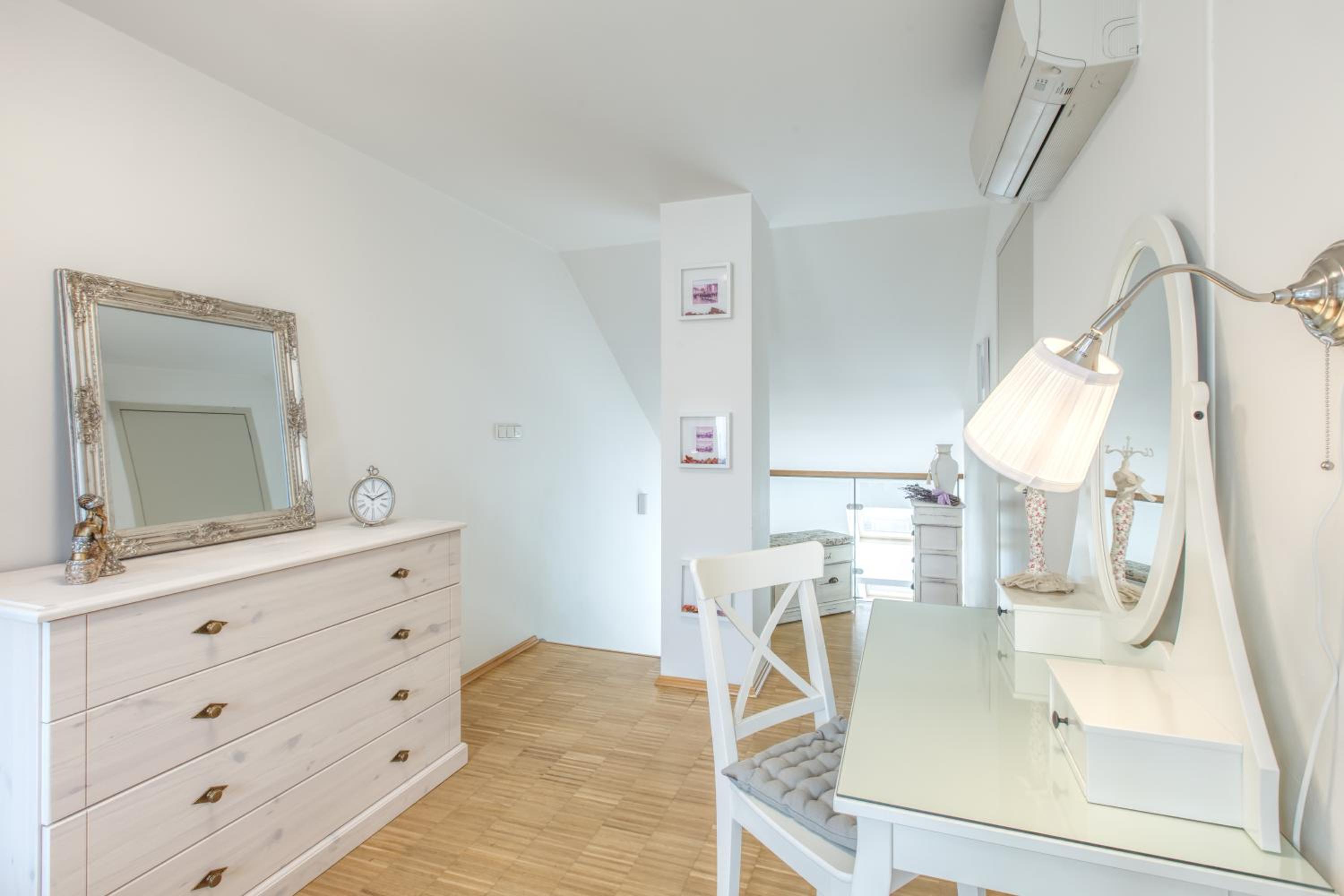 Modern Apartment Charvátova