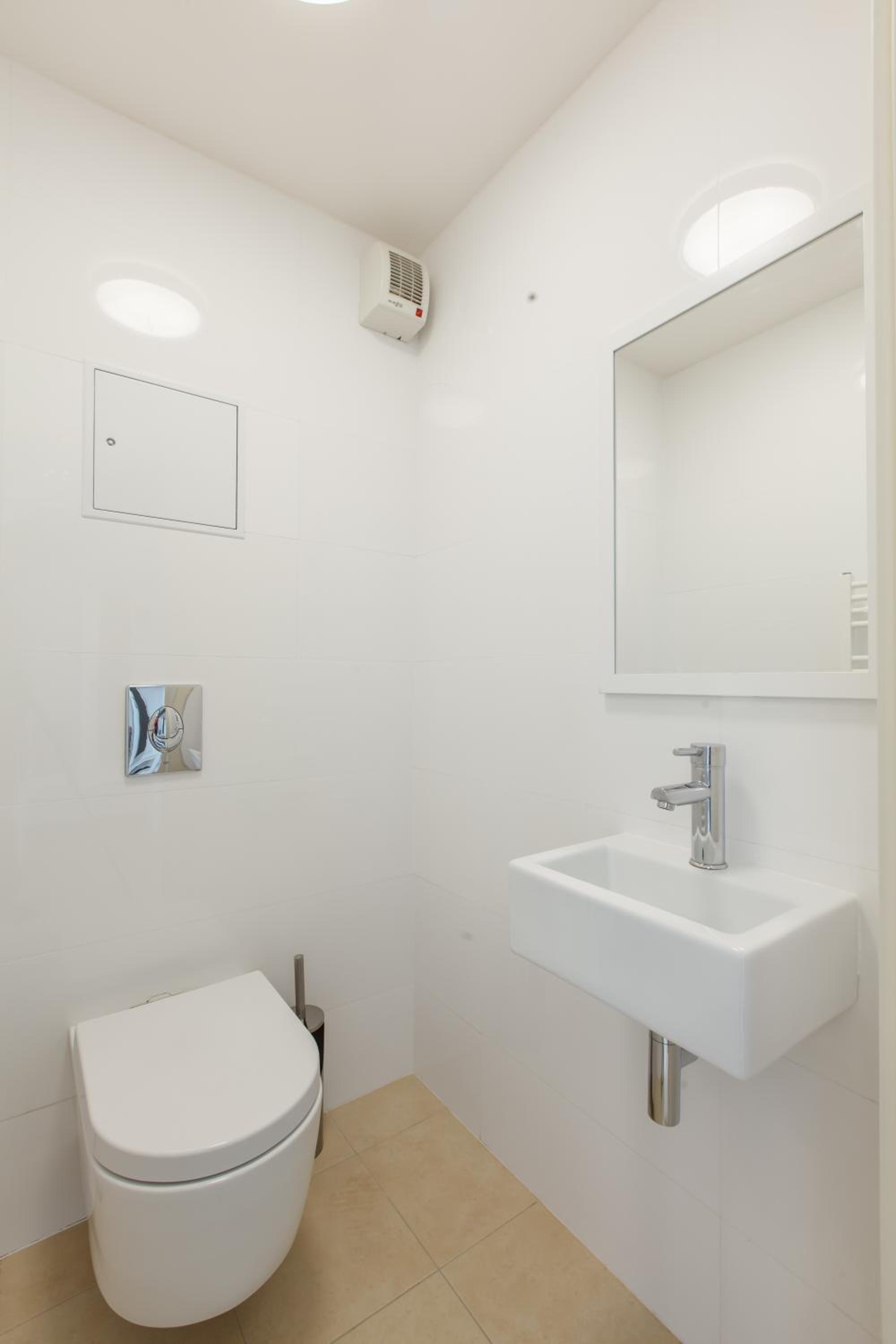 Modern Apartment Charvátova