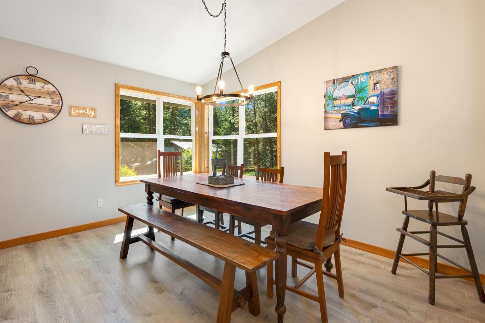 Cozy Pine Cabin Private Pool Access & Family Fun