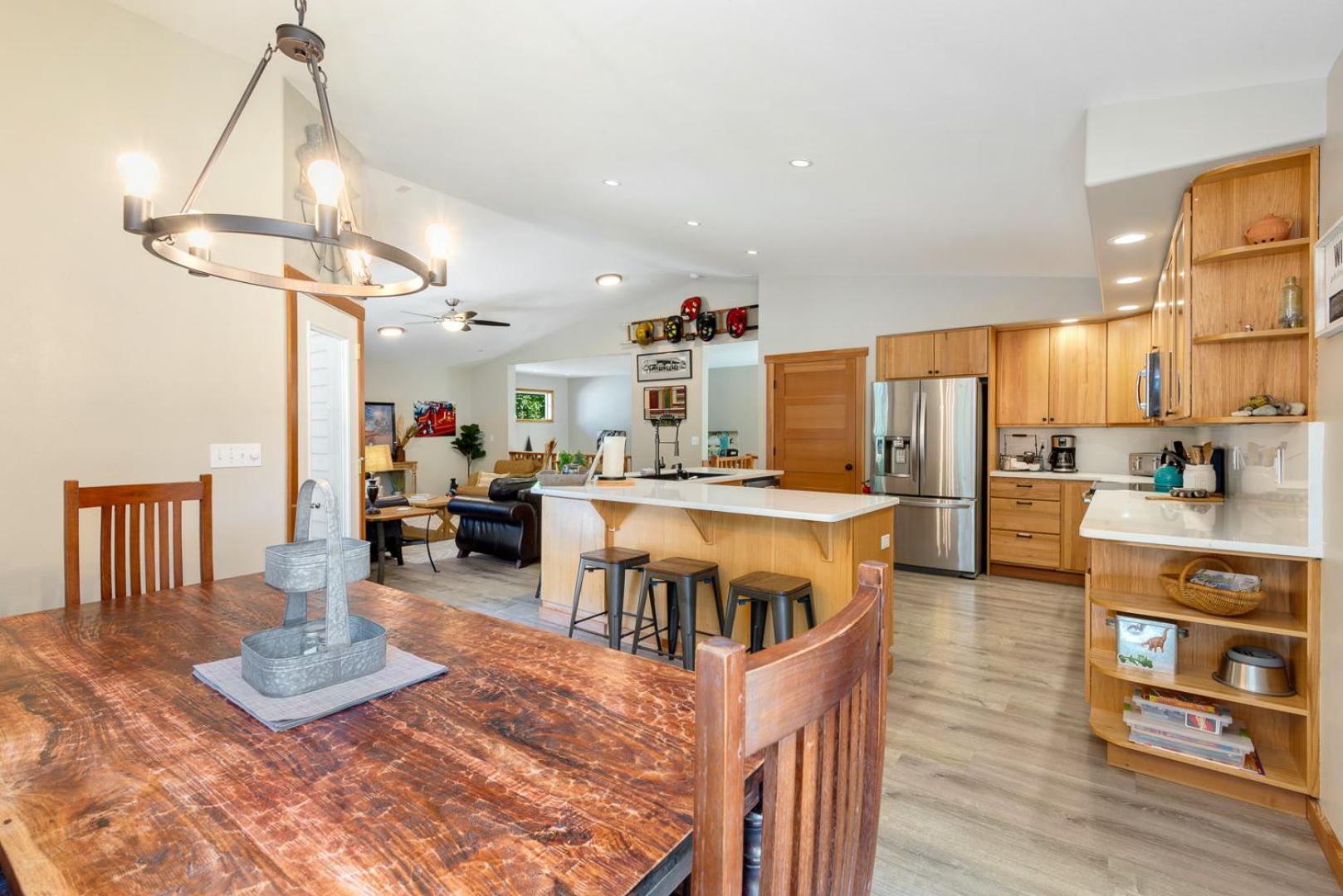 Cozy Pine Cabin Private Pool Access & Family Fun