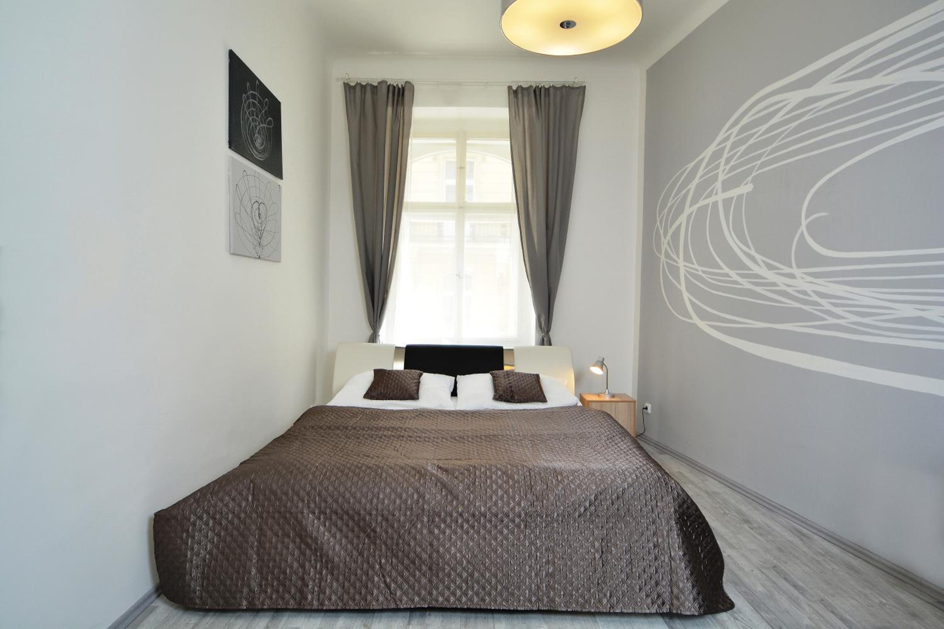Navratilova Apartments
