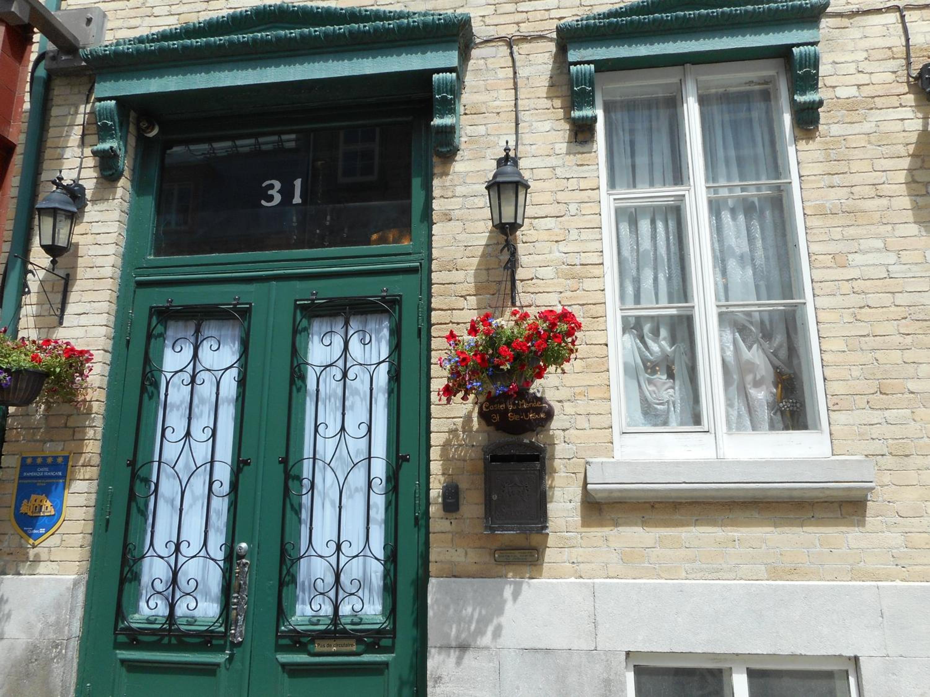 Hotel Castel d'Amérique Française - Image 1