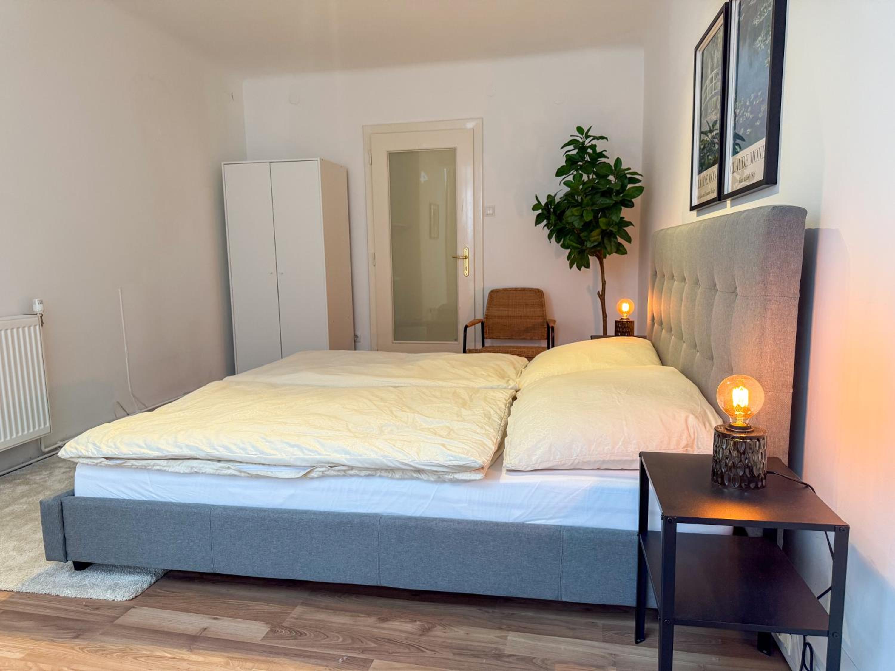 Danube Holiday Rooms