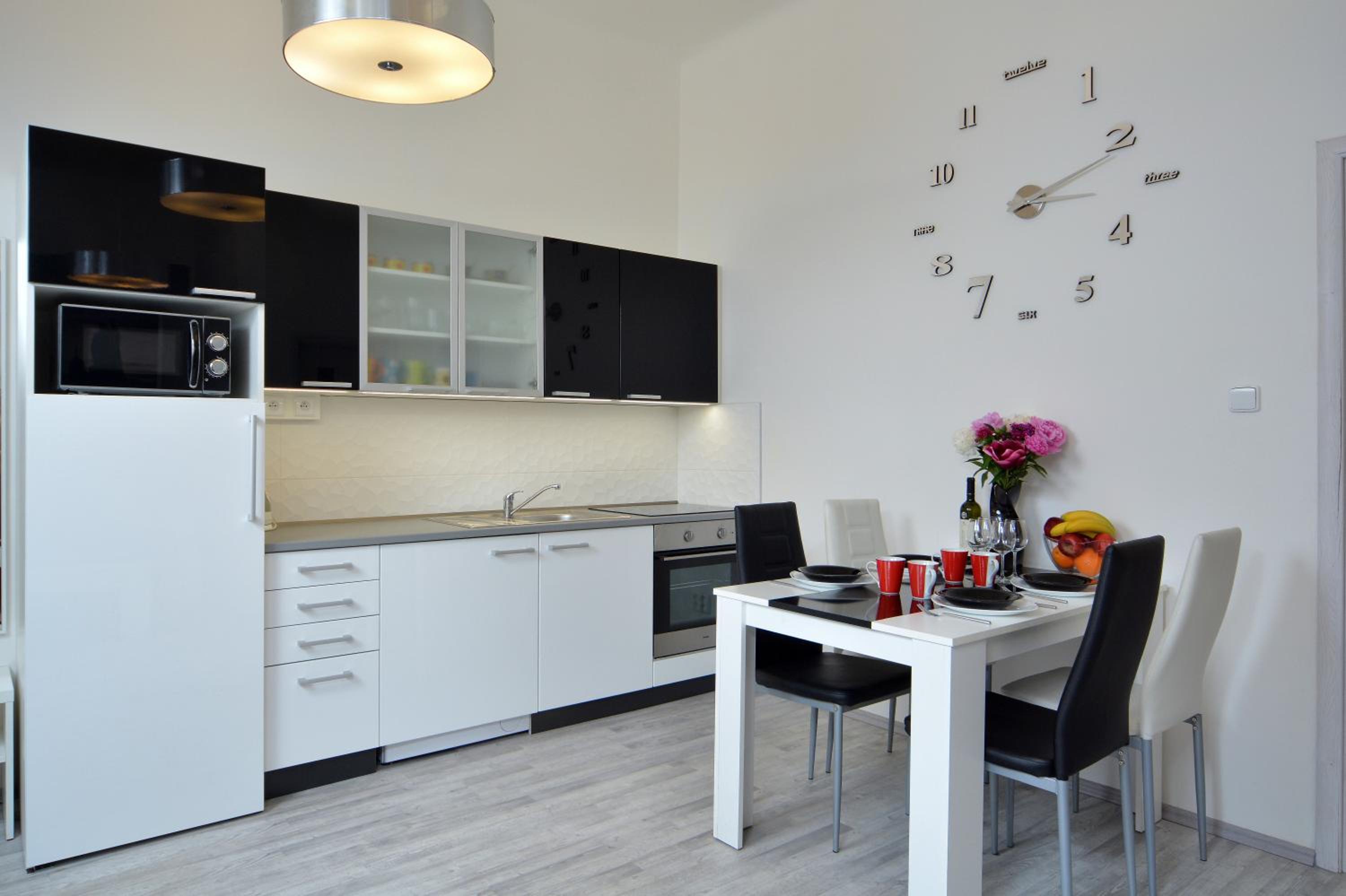 Navratilova Apartments