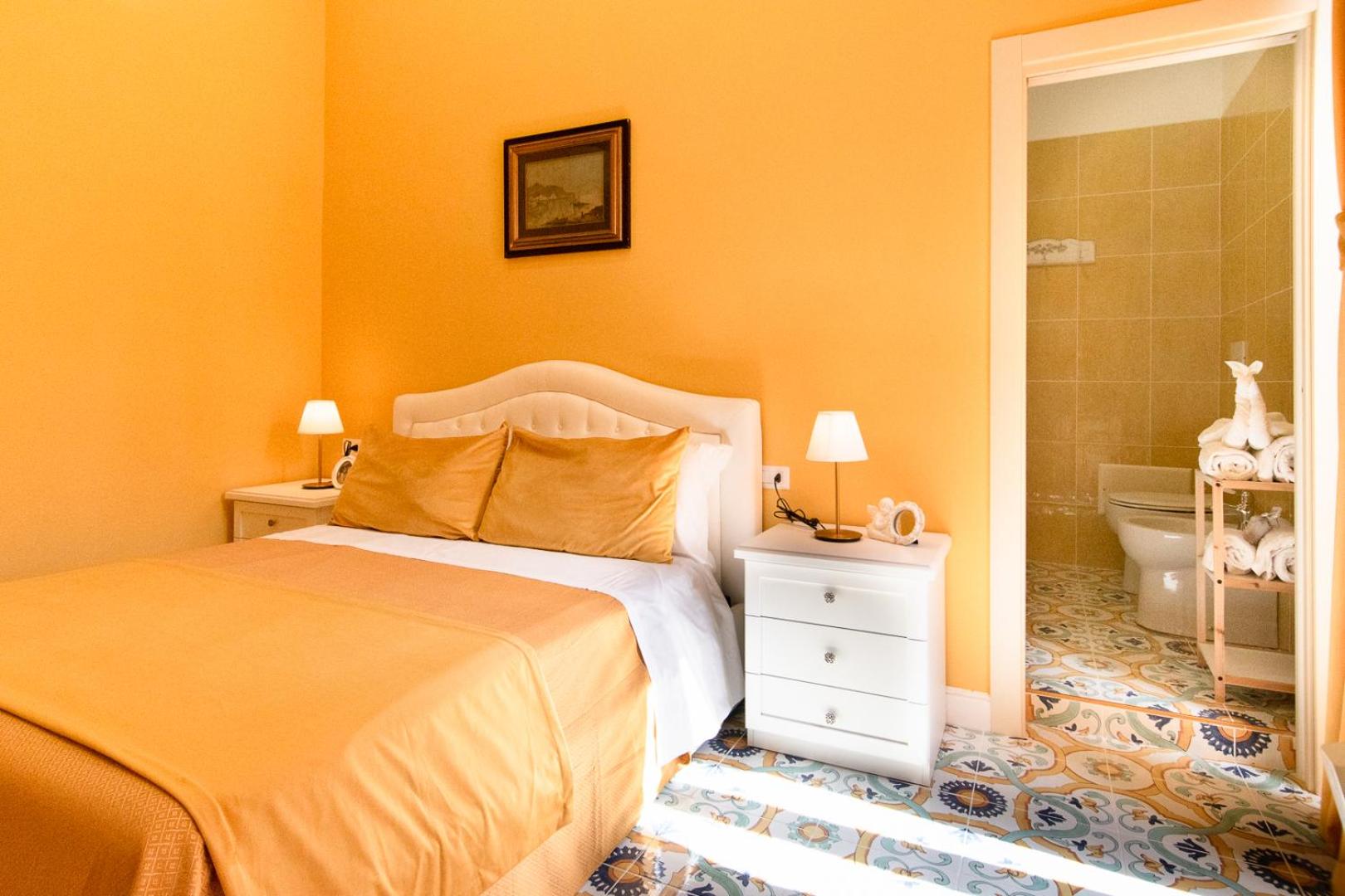 Guesthouse Adry in Naples