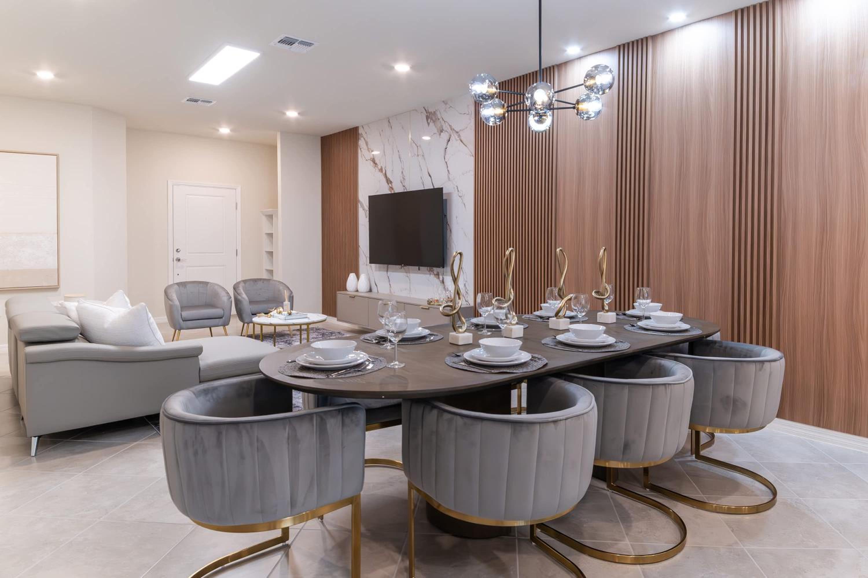 Themed Luxury 5BR Best Family Getaway