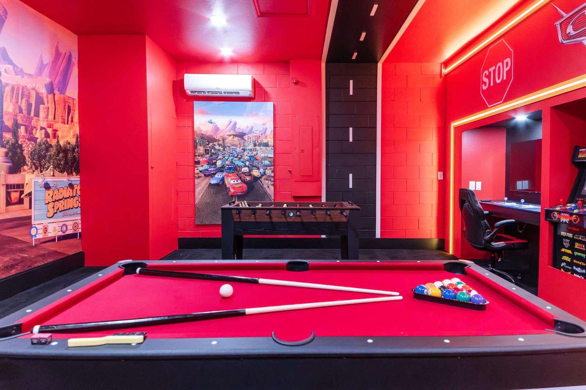 Themed Luxury 5BR Best Family Getaway