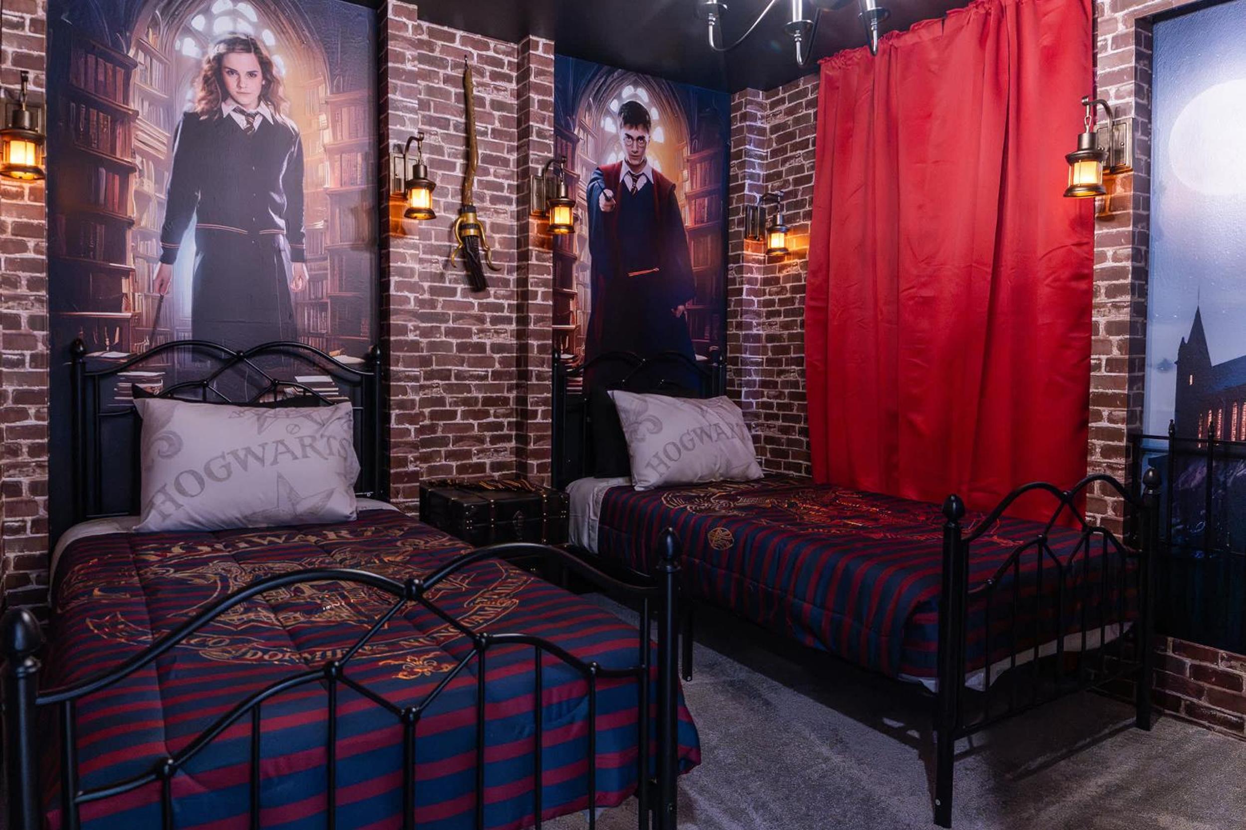 Themed Luxury 5BR Best Family Getaway
