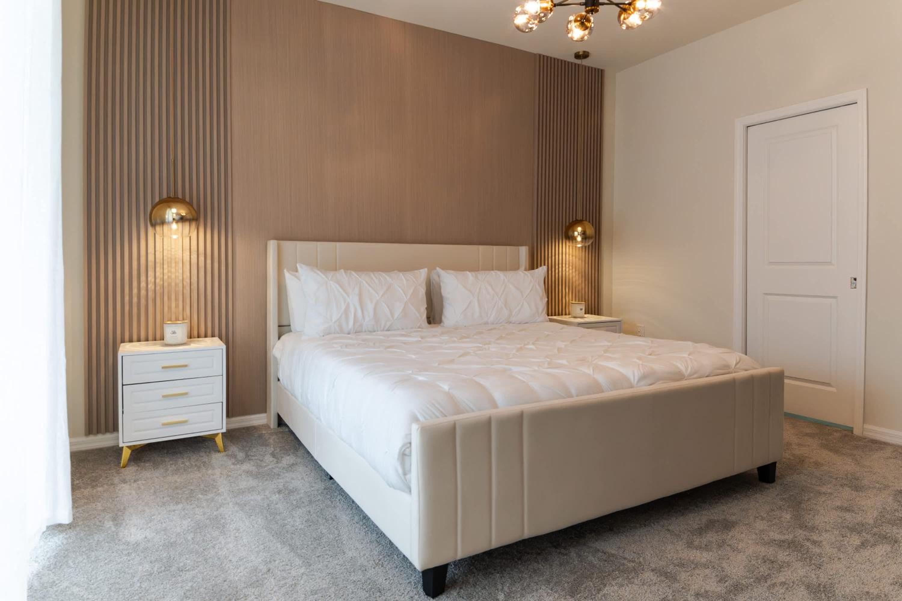 Themed Luxury 5BR Best Family Getaway