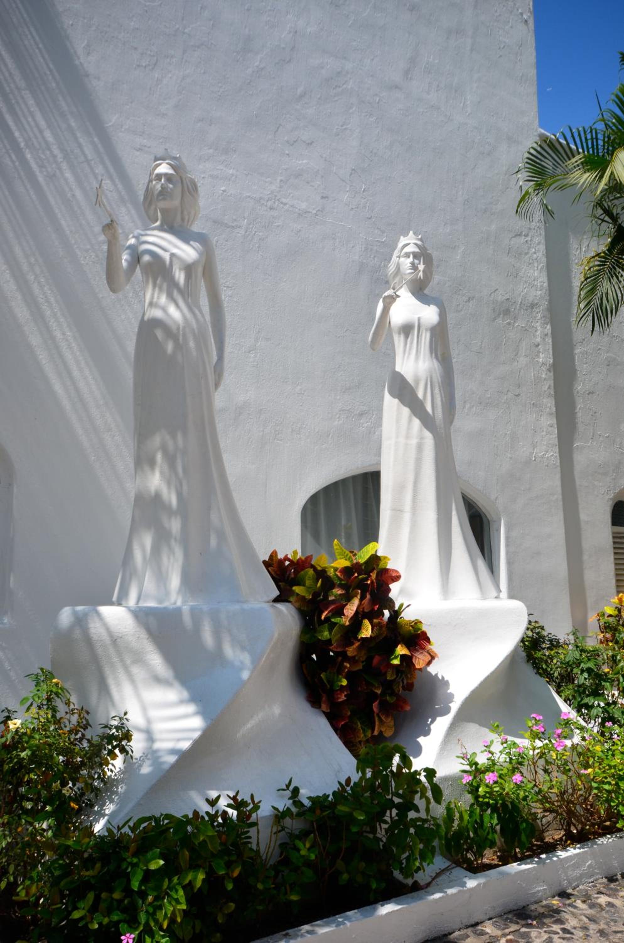 Manzanillo Vacations - Las Hadas by Brisas - Property Image 5
